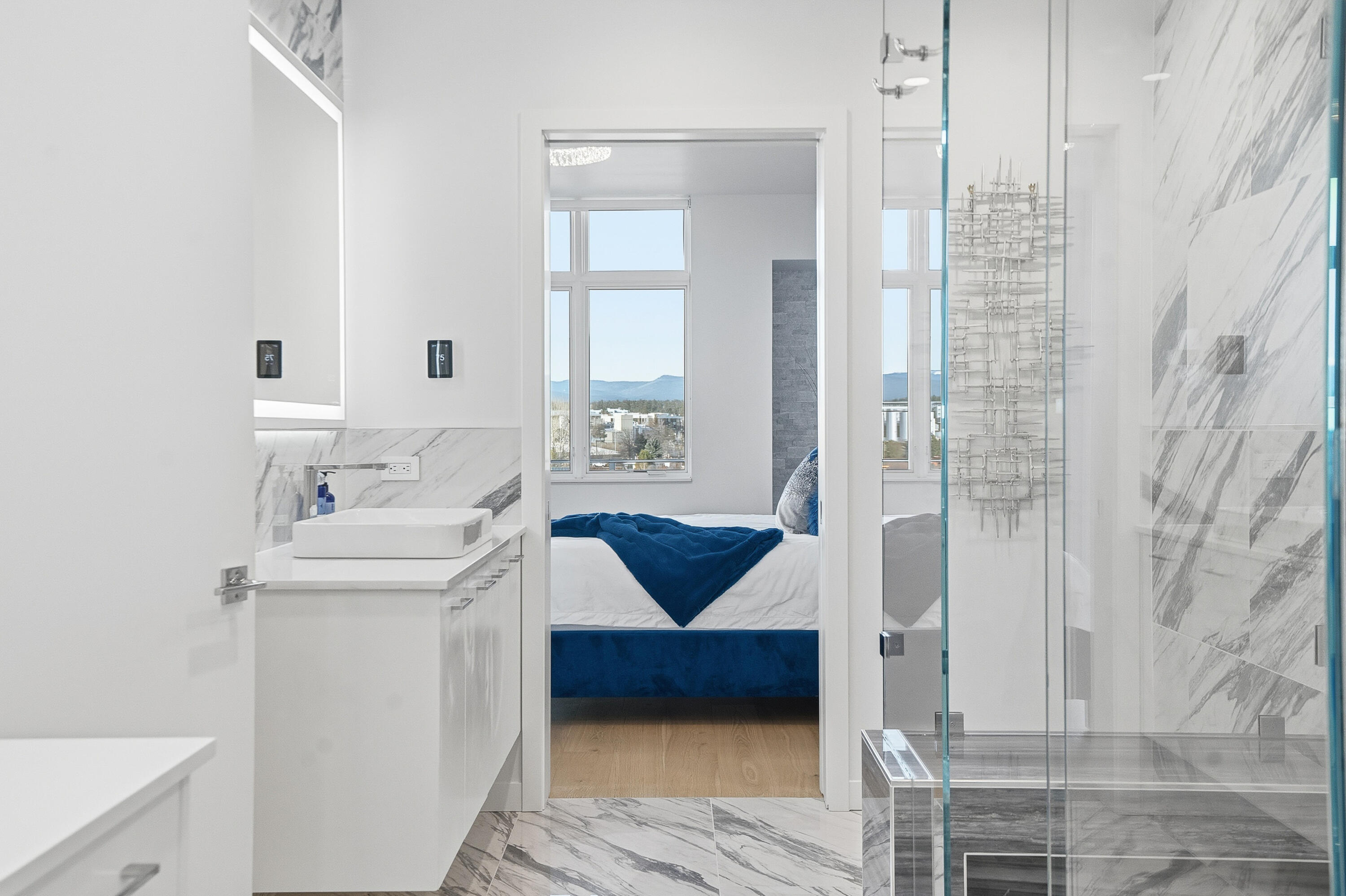 291 SW Bluff Drive, UNIT 320