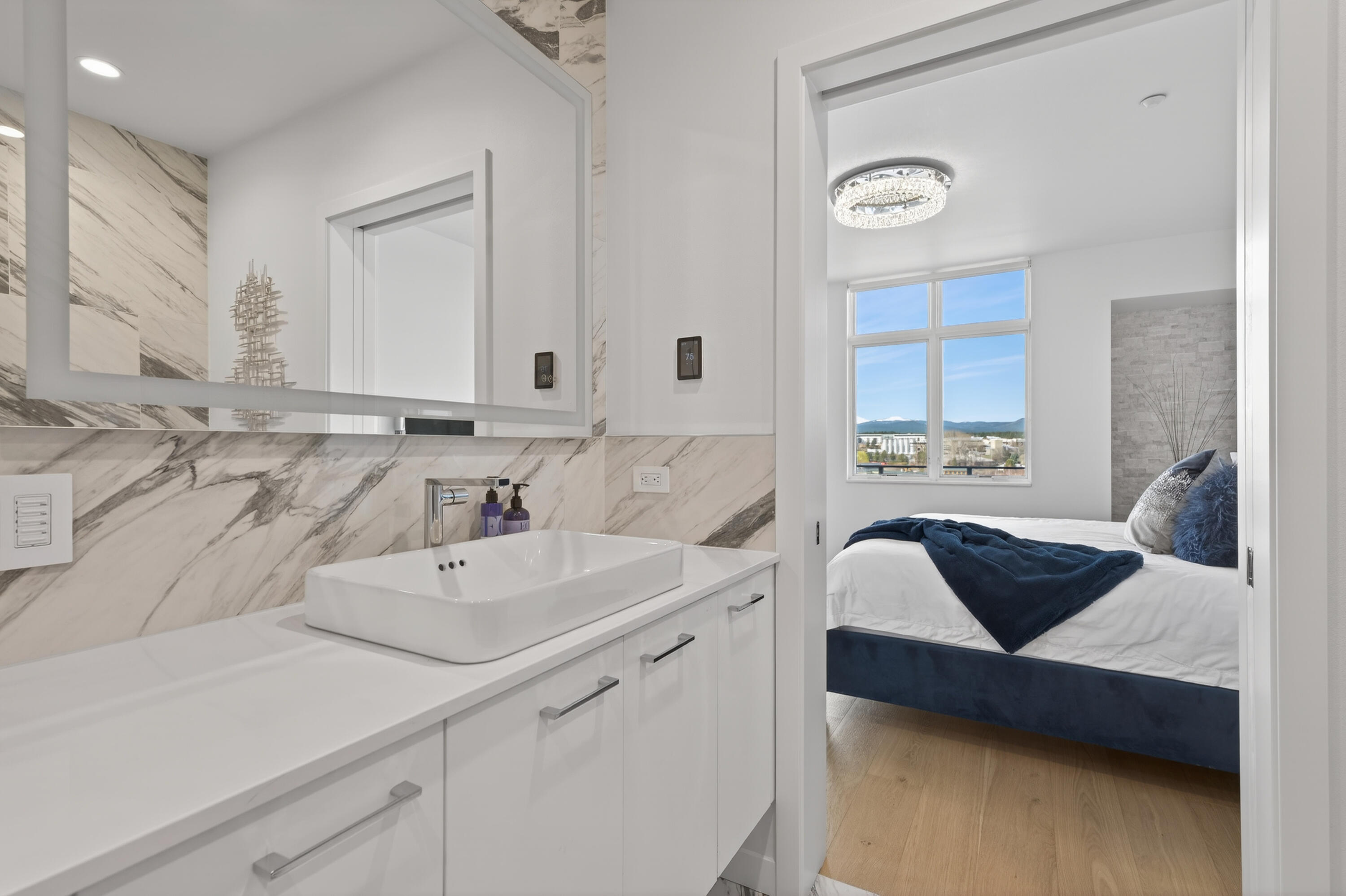 291 SW Bluff Drive, UNIT 320