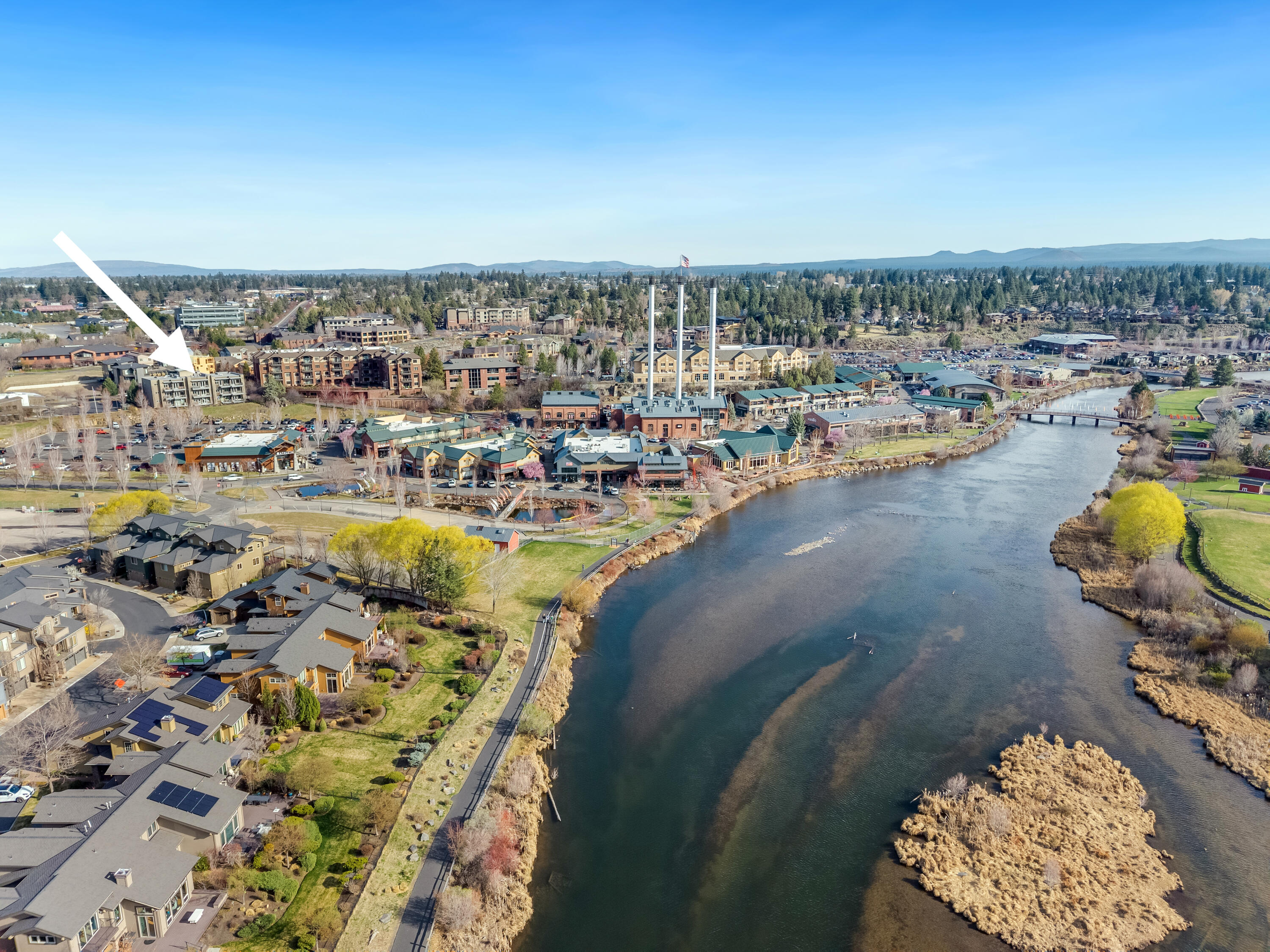 291 SW Bluff Drive, UNIT 320