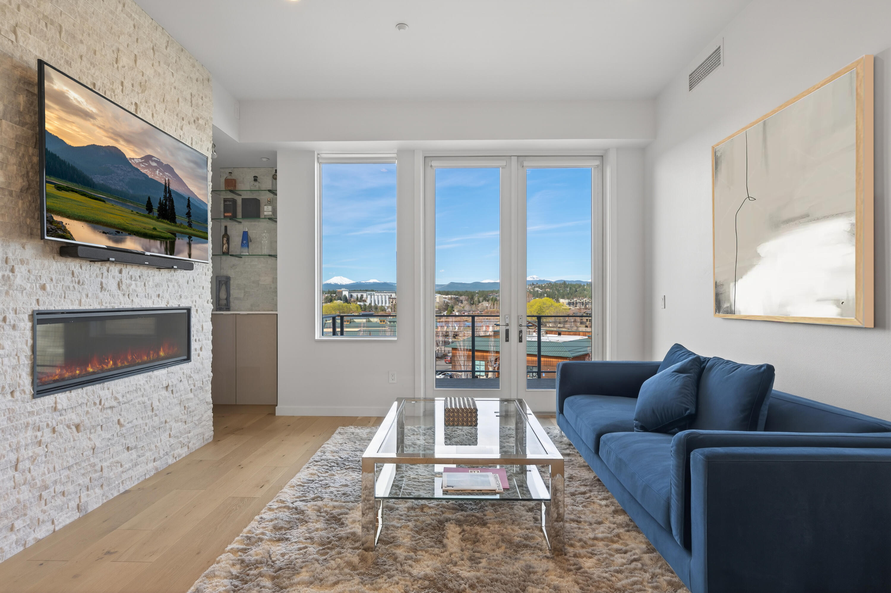 291 SW Bluff Drive, UNIT 320