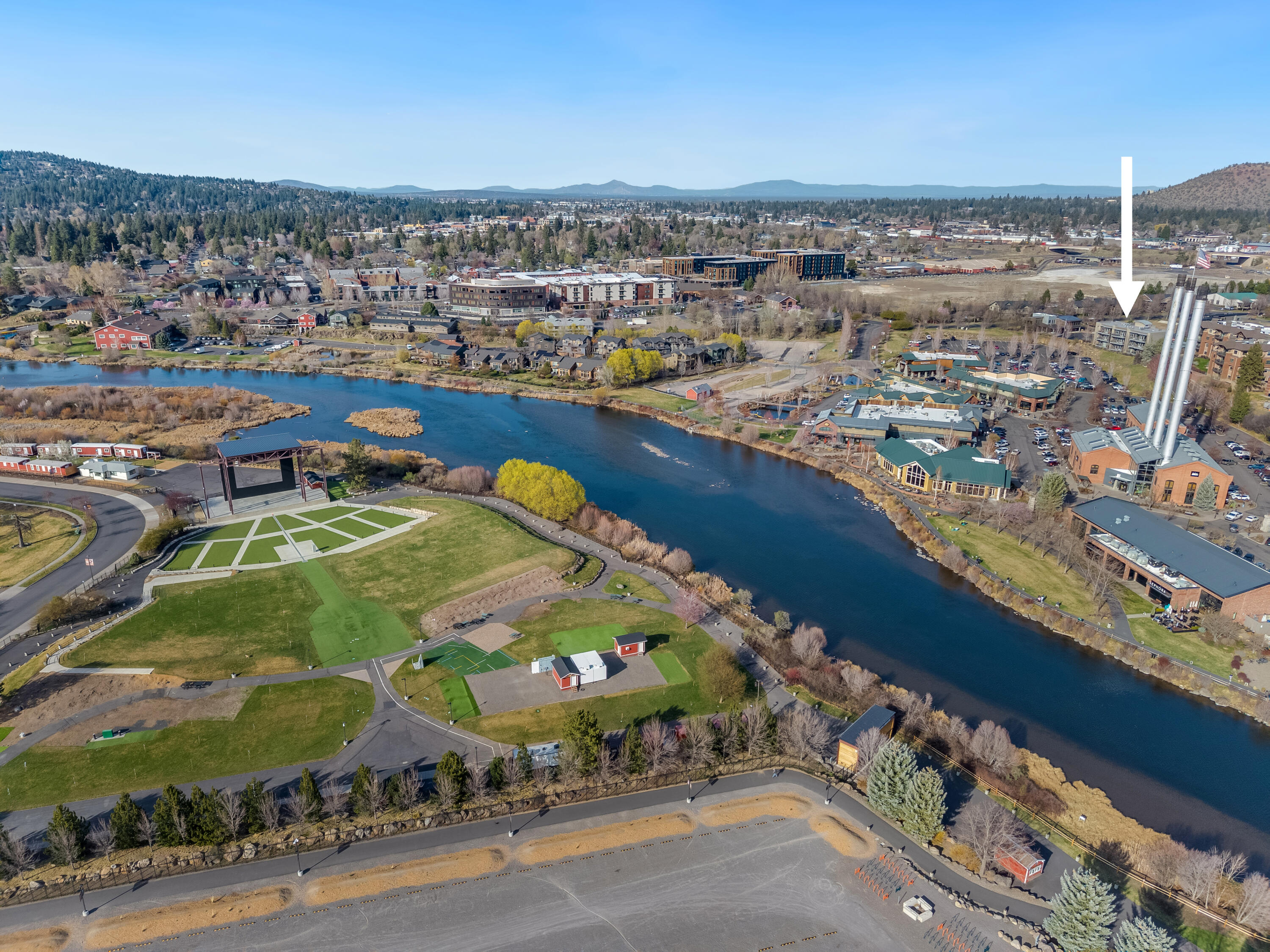 291 SW Bluff Drive, UNIT 320