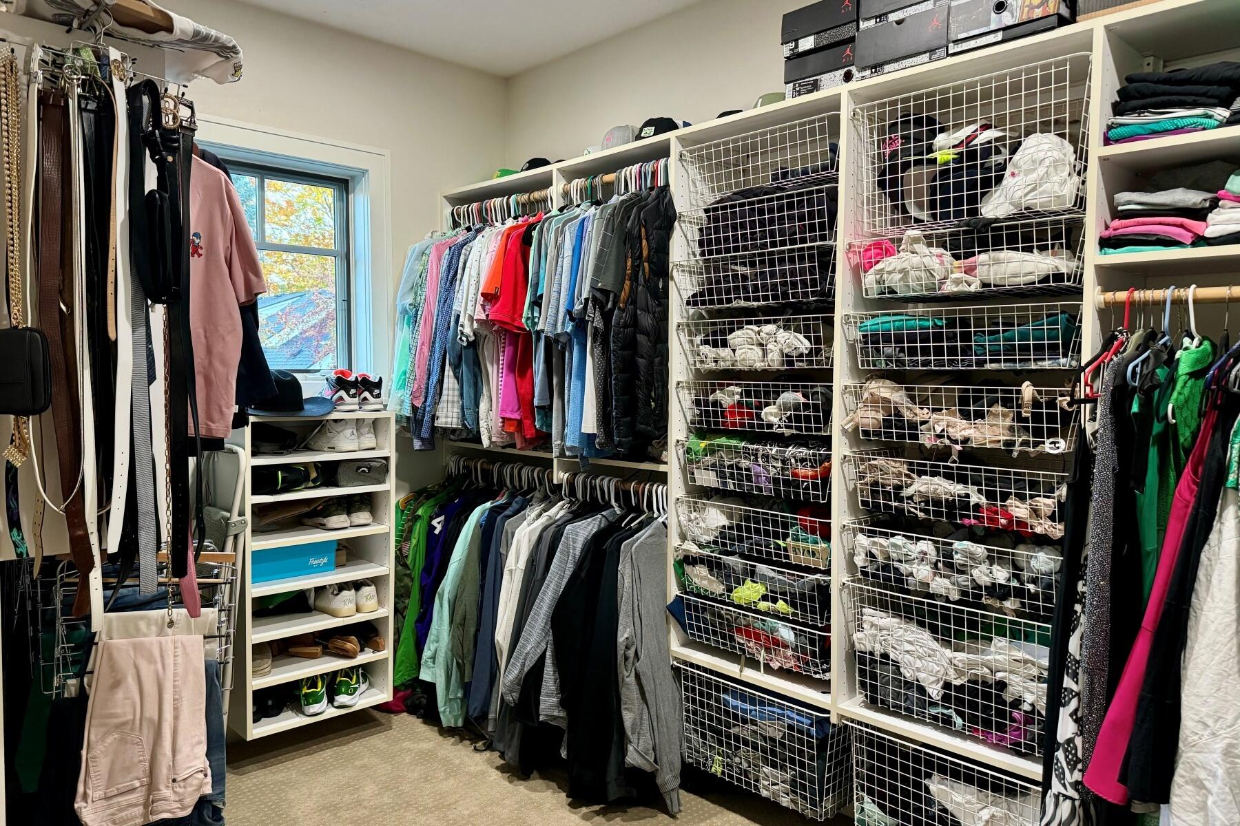 605 NW Congress Street