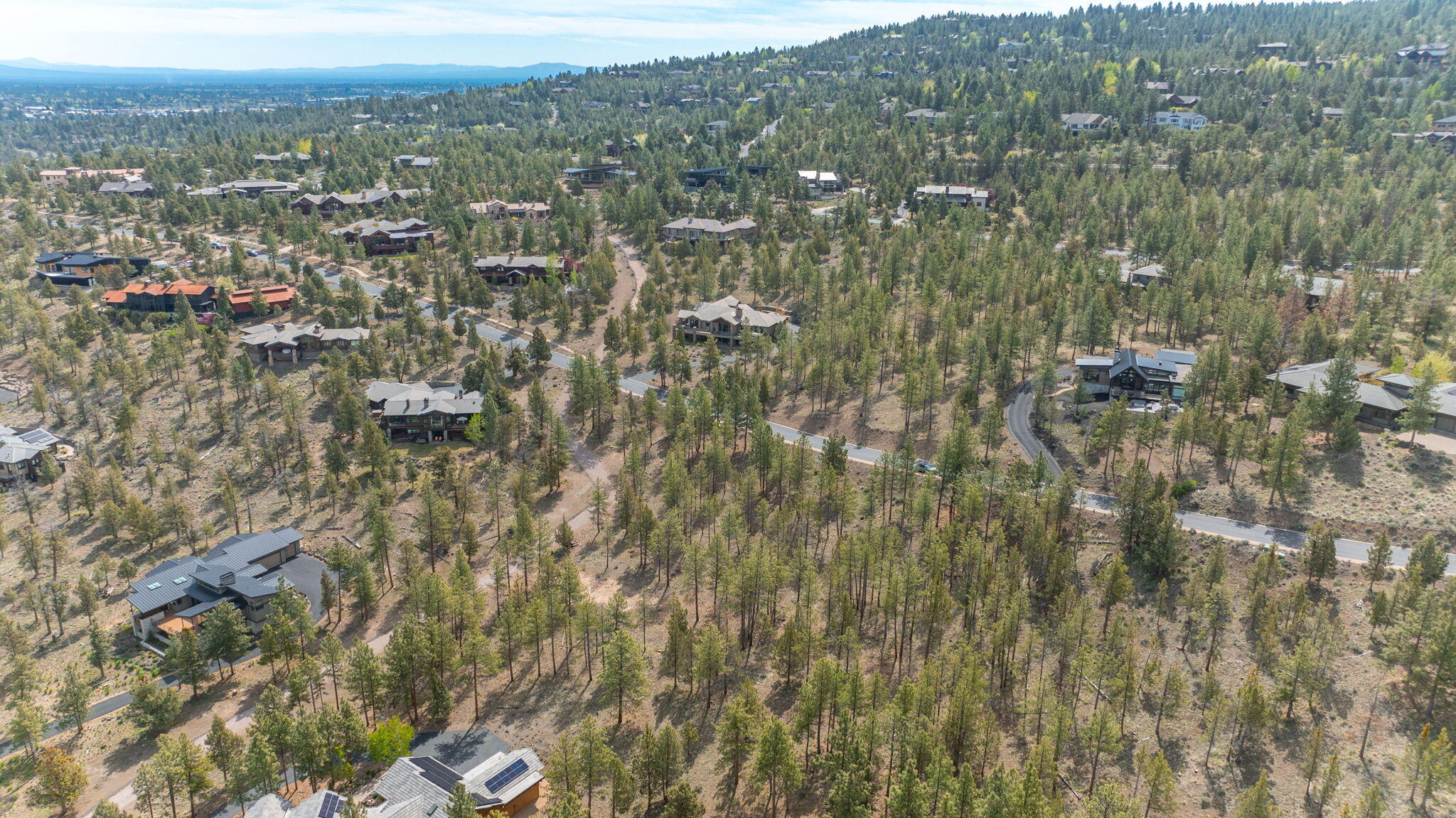 3399 NW Greenleaf Way