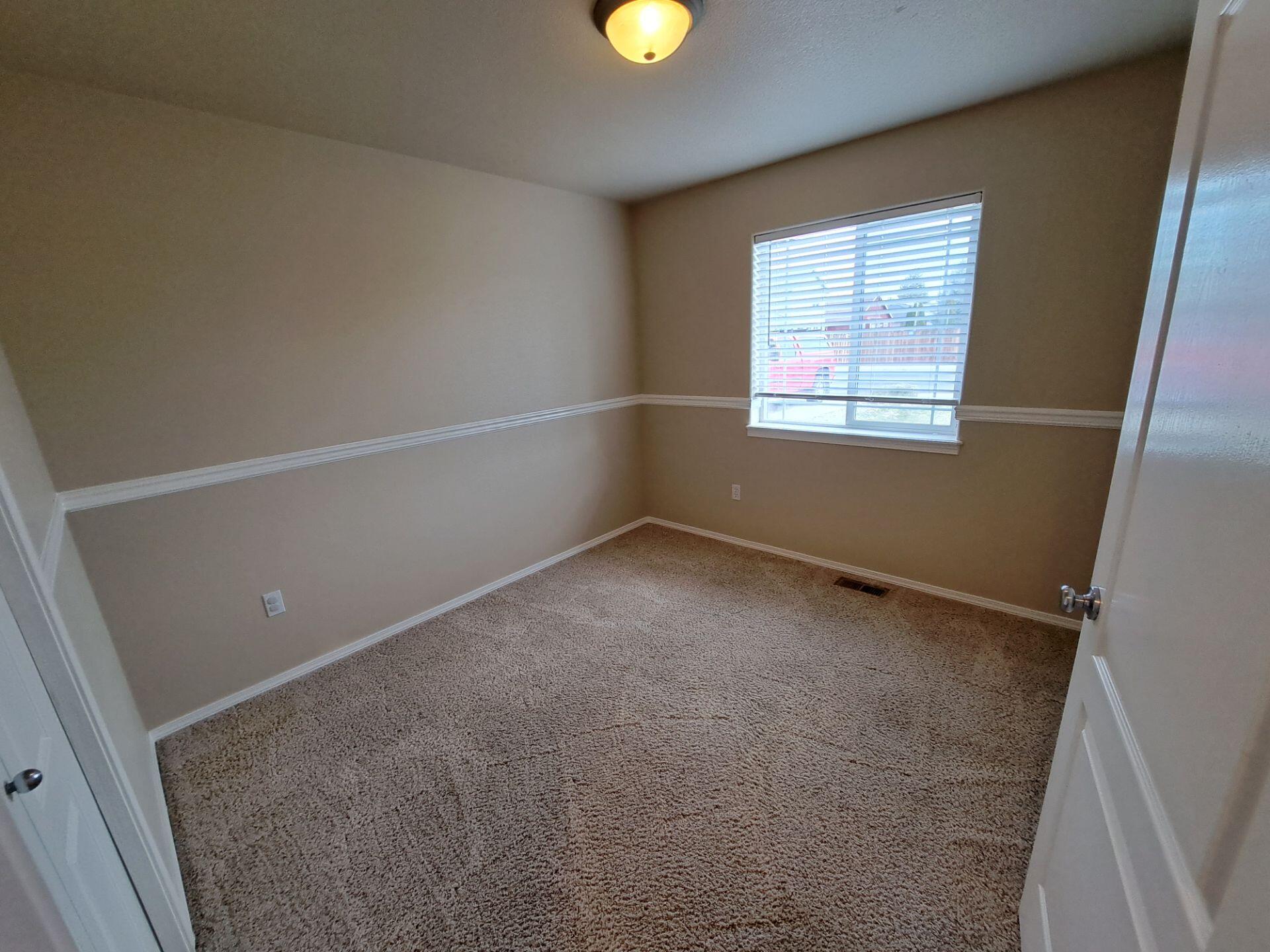 2465 NE 7th Lane