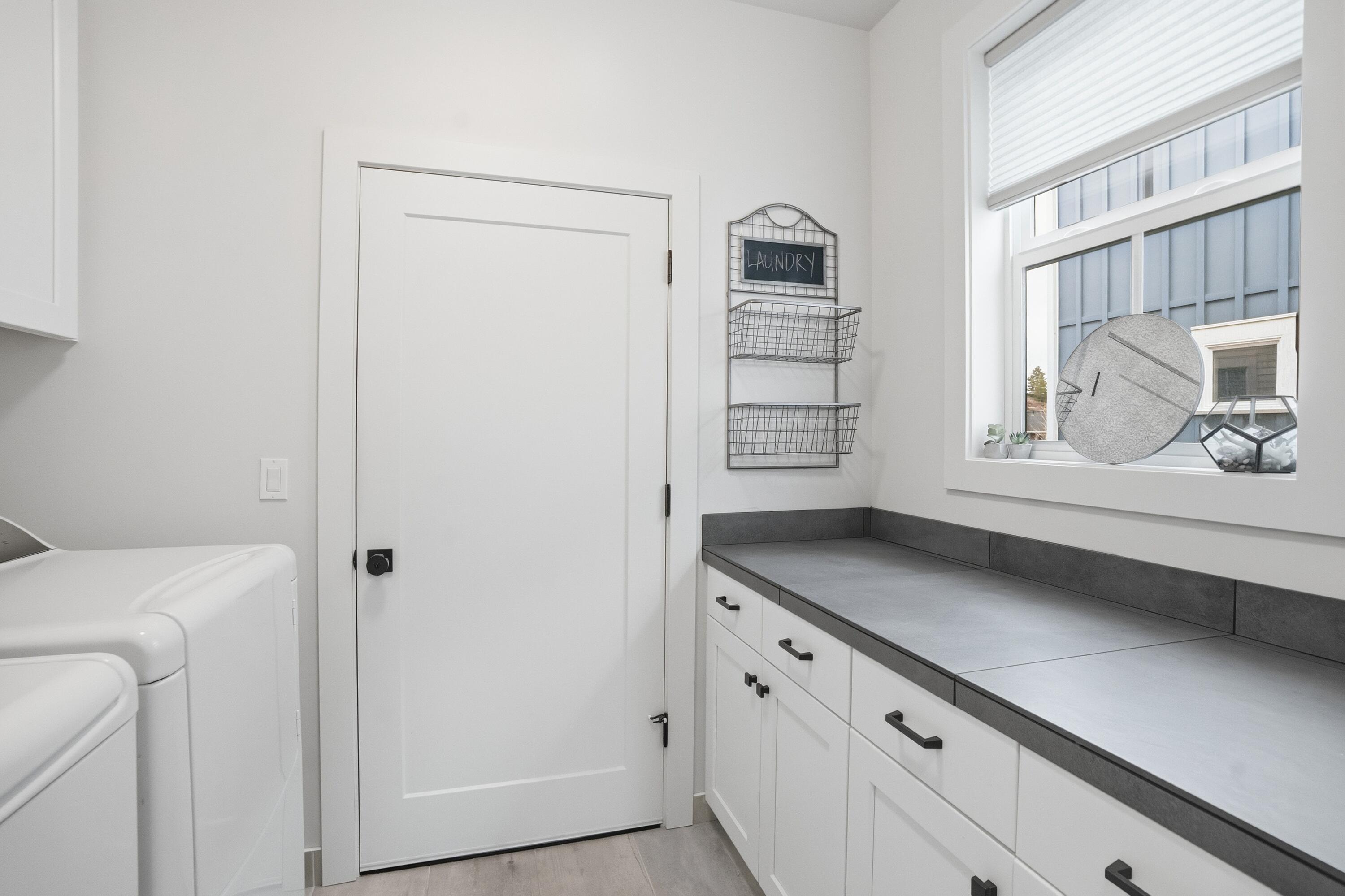 2777 NW High Lakes Loop