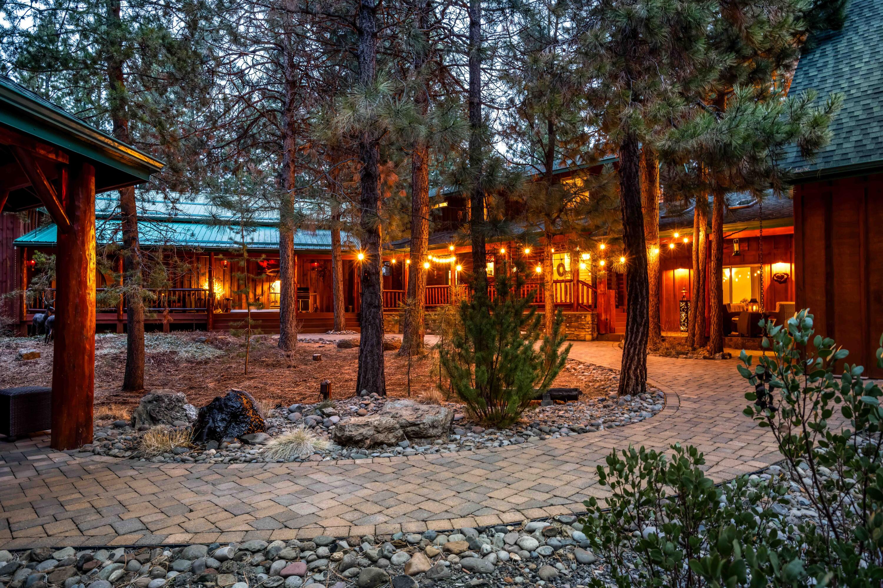 14232 Clearwater Lane