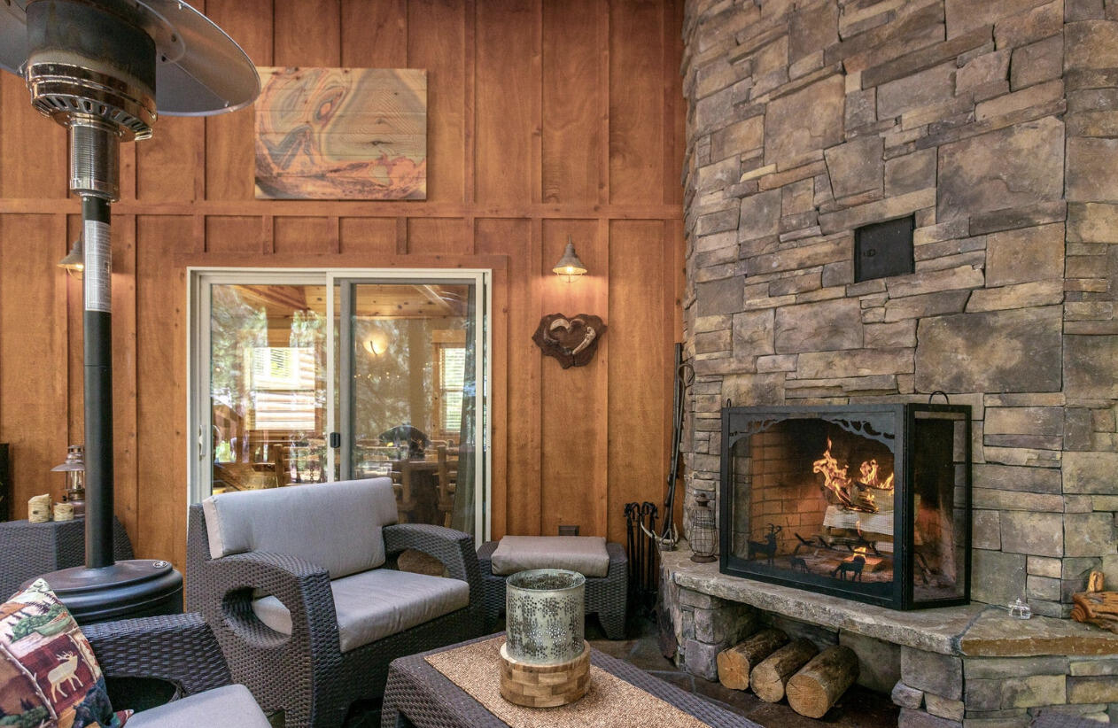 14232 Clearwater Lane