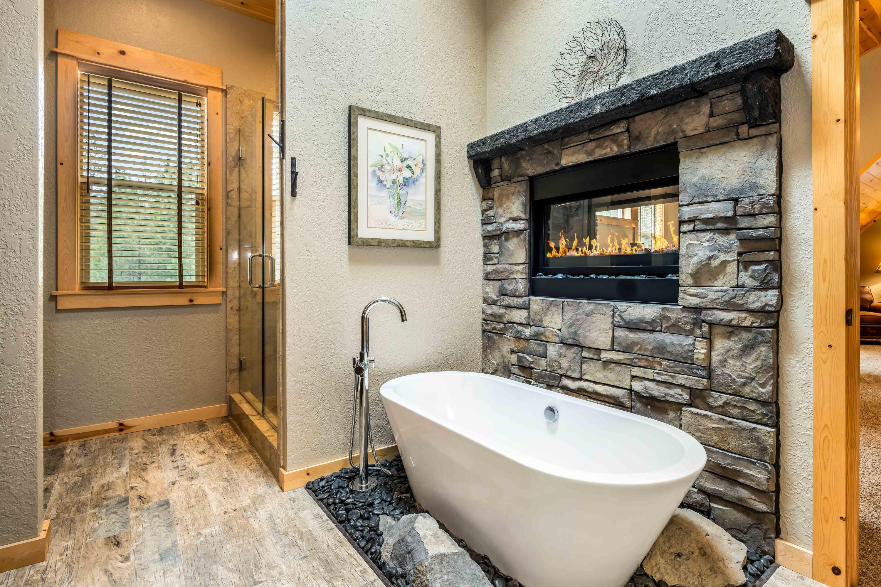 14232 Clearwater Lane