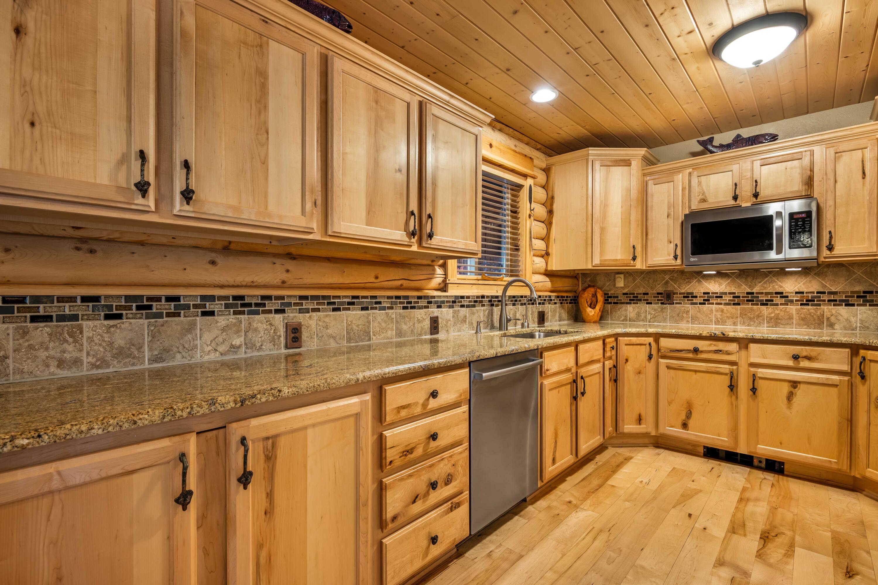14232 Clearwater Lane