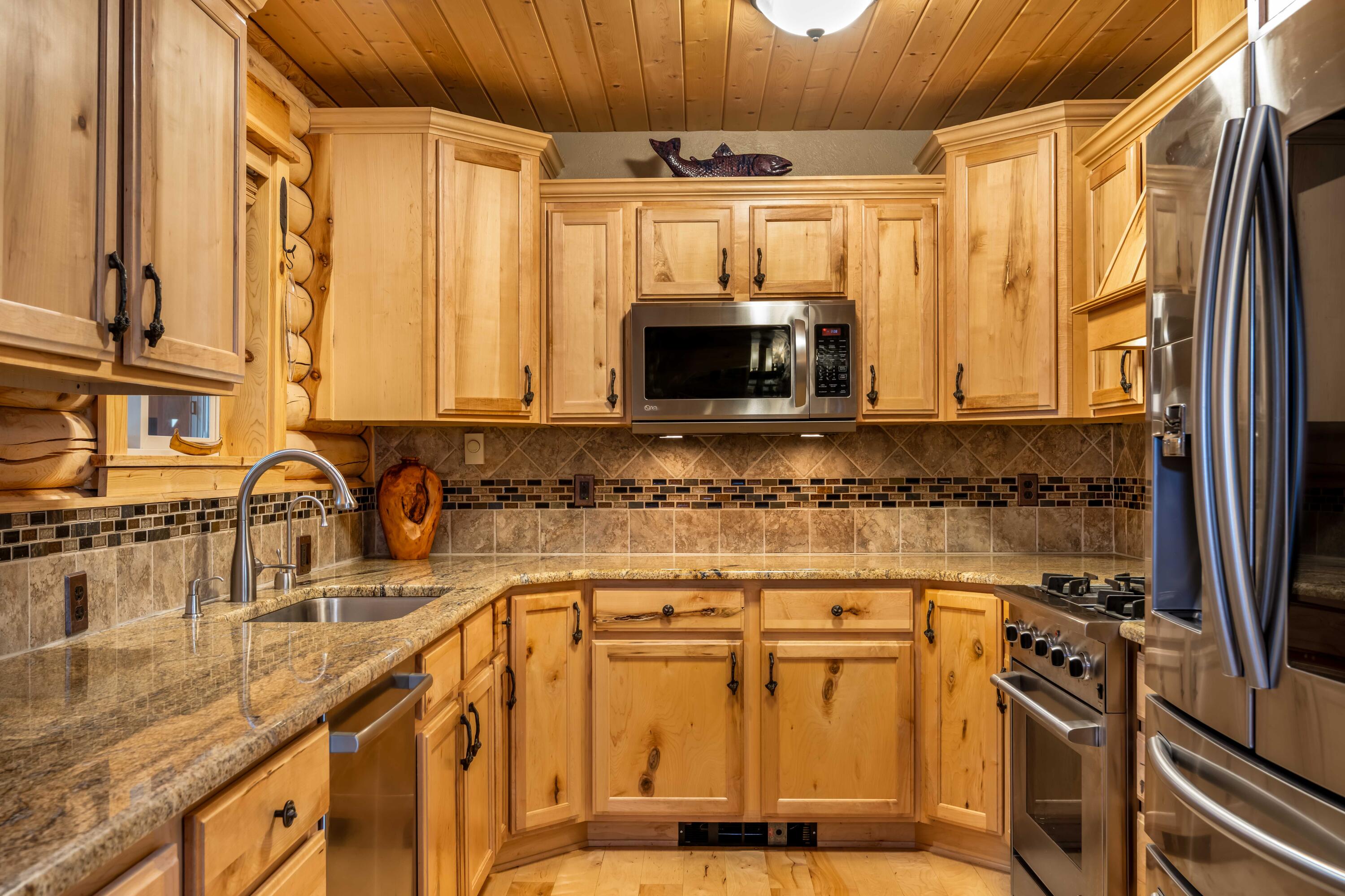 14232 Clearwater Lane