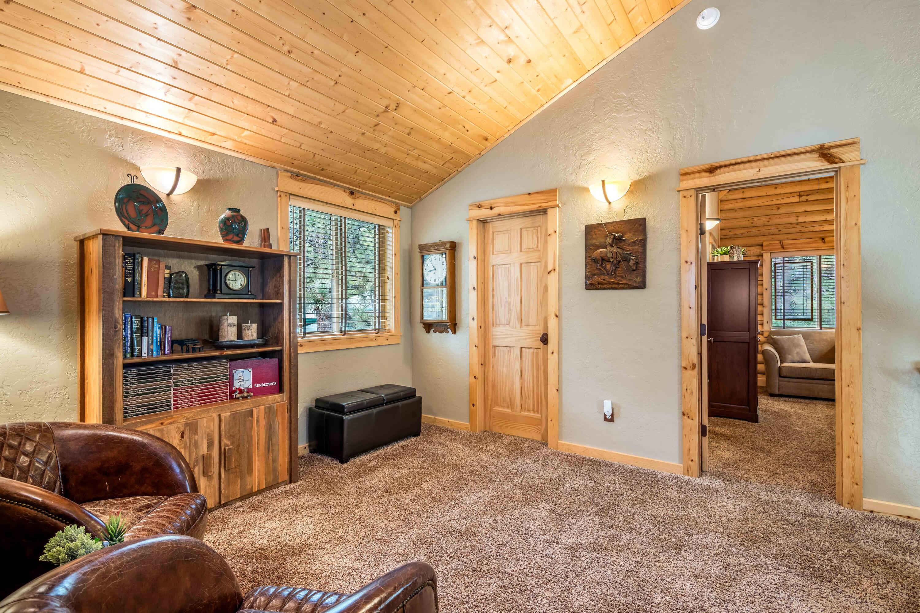 14232 Clearwater Lane
