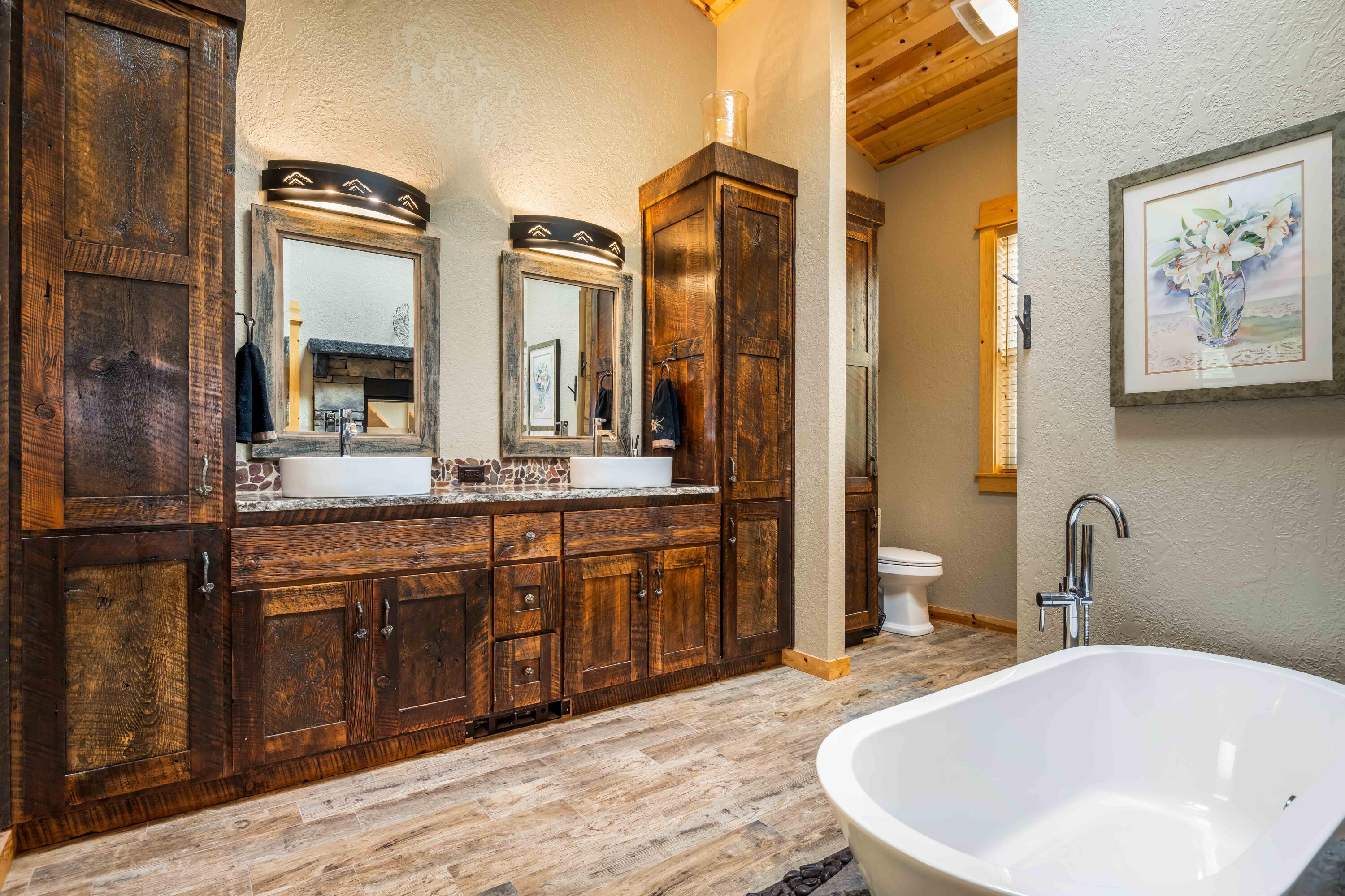 14232 Clearwater Lane