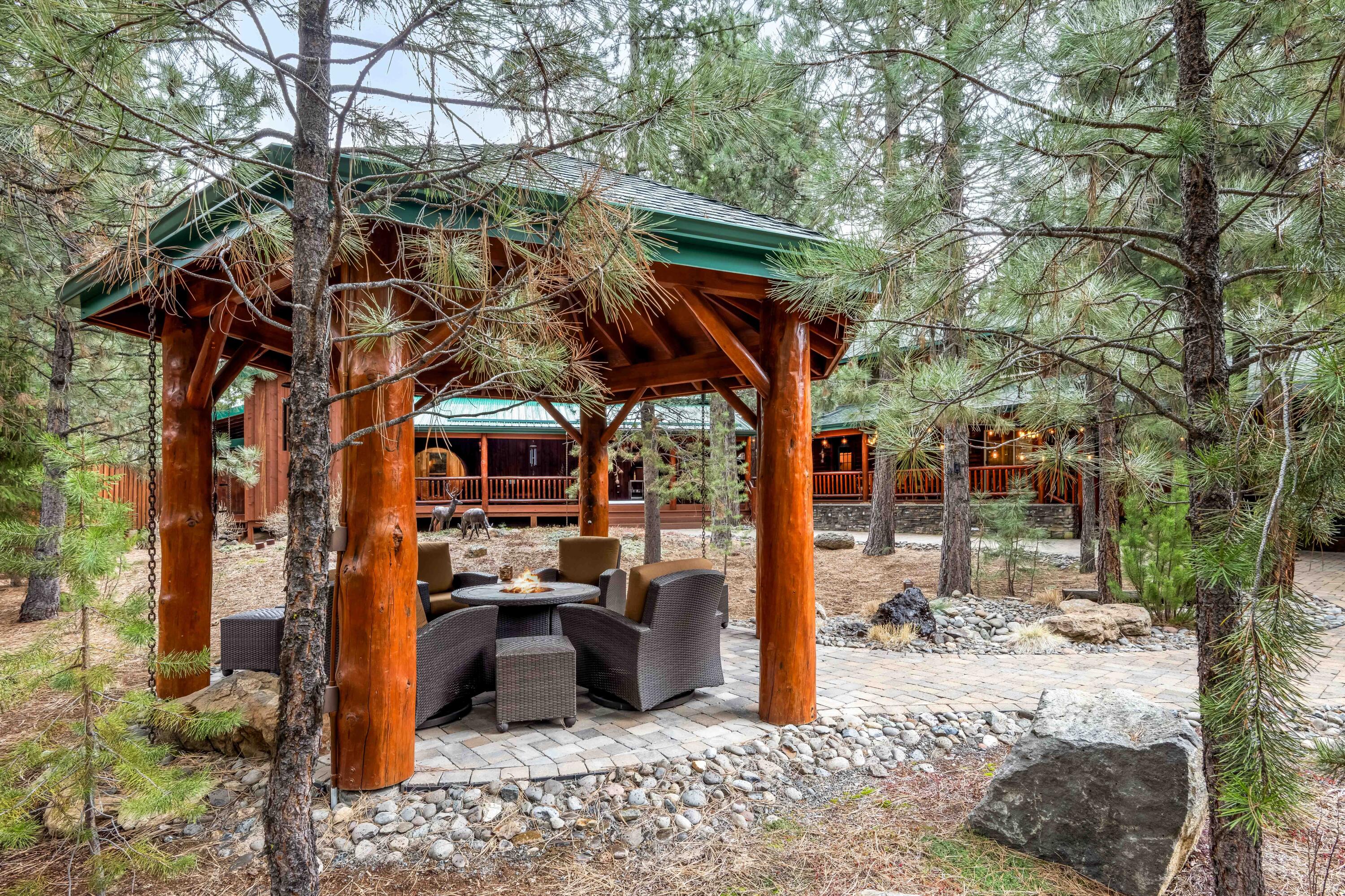 14232 Clearwater Lane