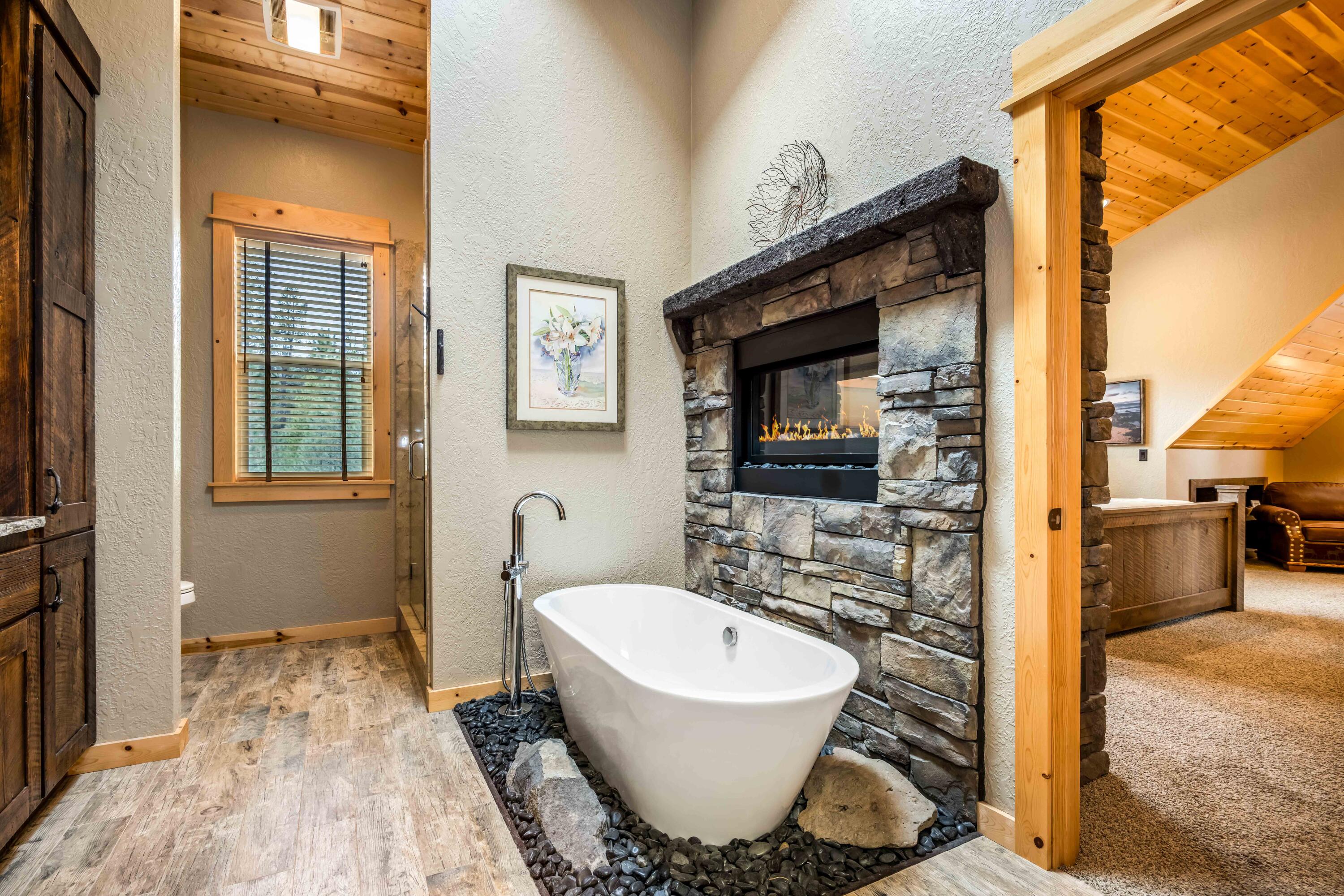 14232 Clearwater Lane