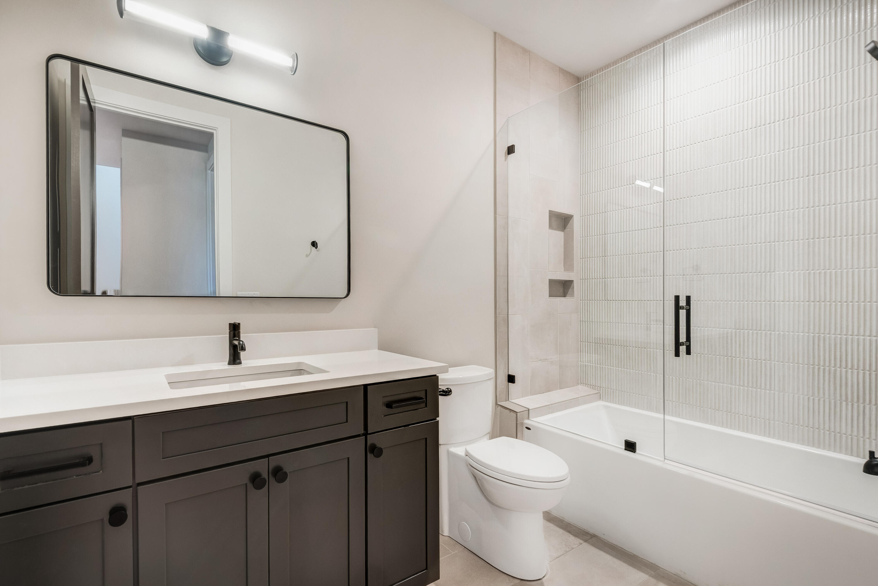 334 SW Roosevelt Avenue, Unit 2
