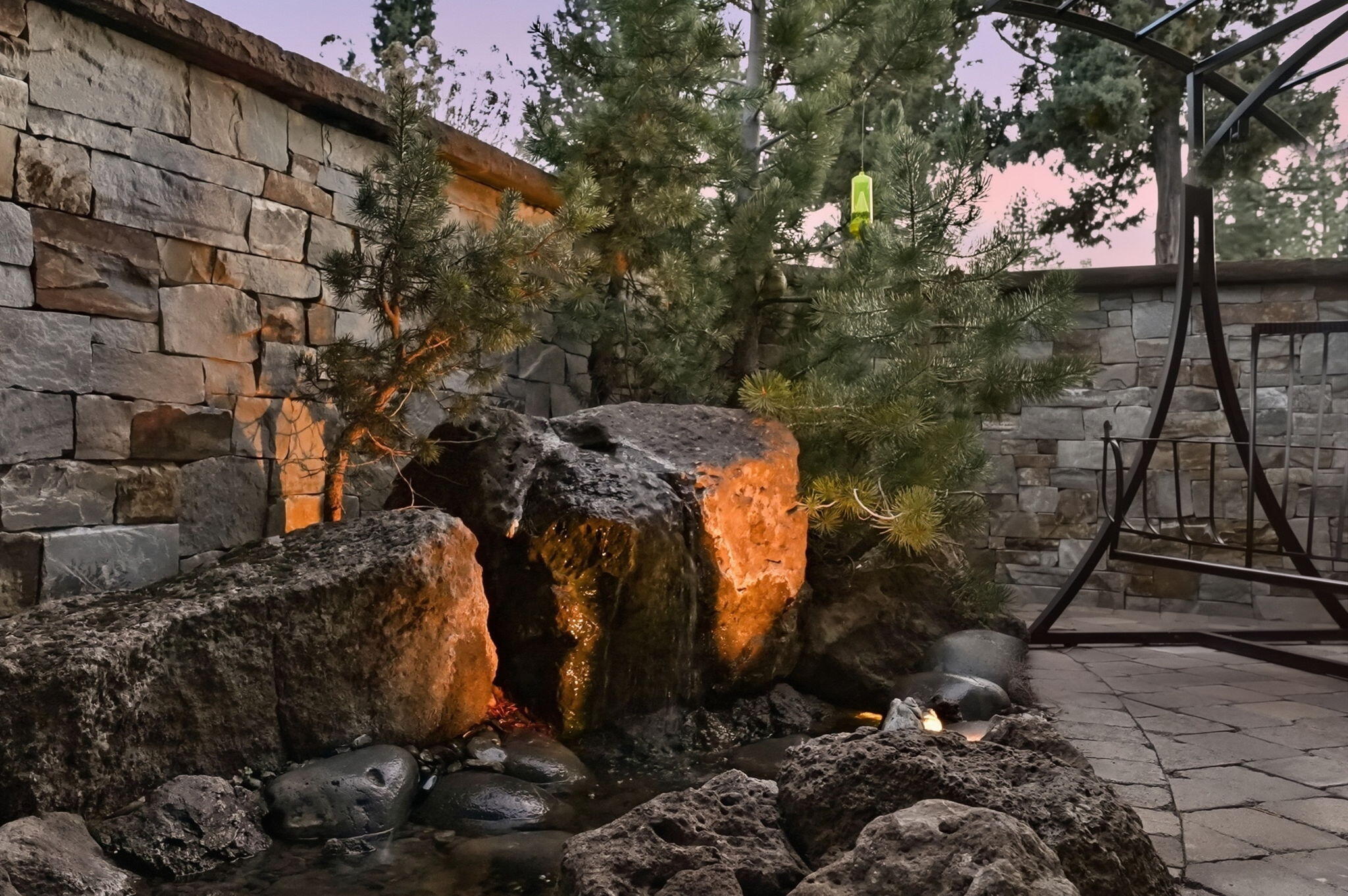 3487 NW Greenleaf Way