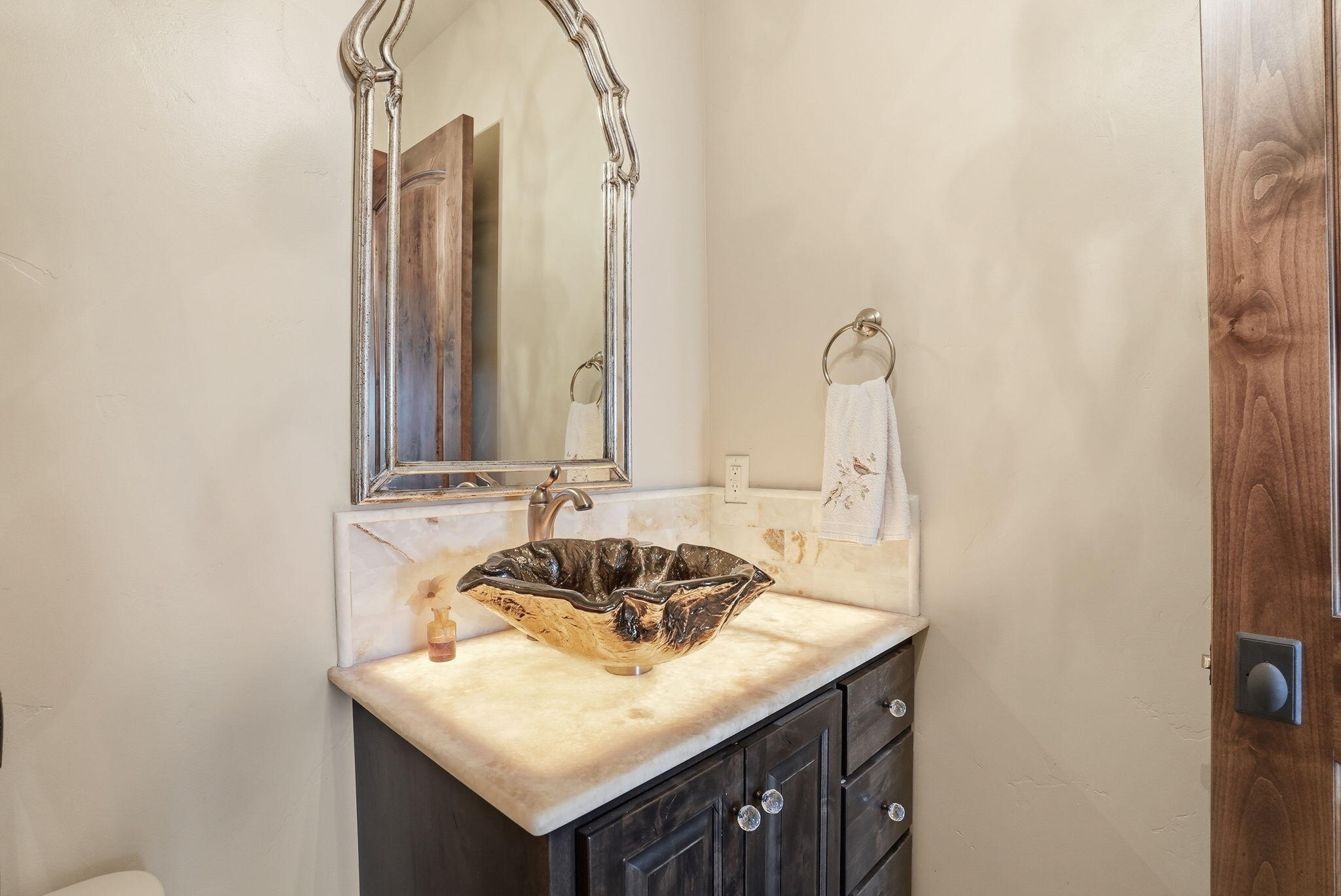 3487 NW Greenleaf Way