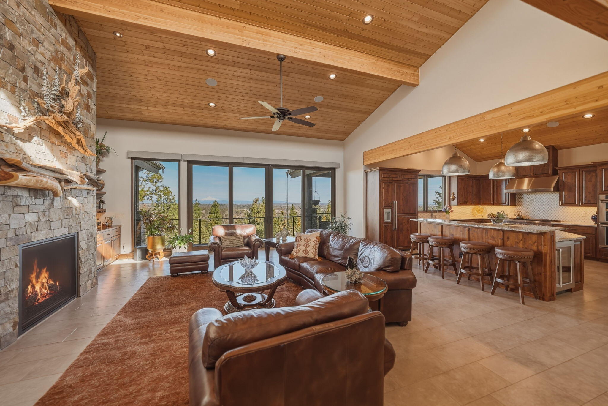 3487 NW Greenleaf Way