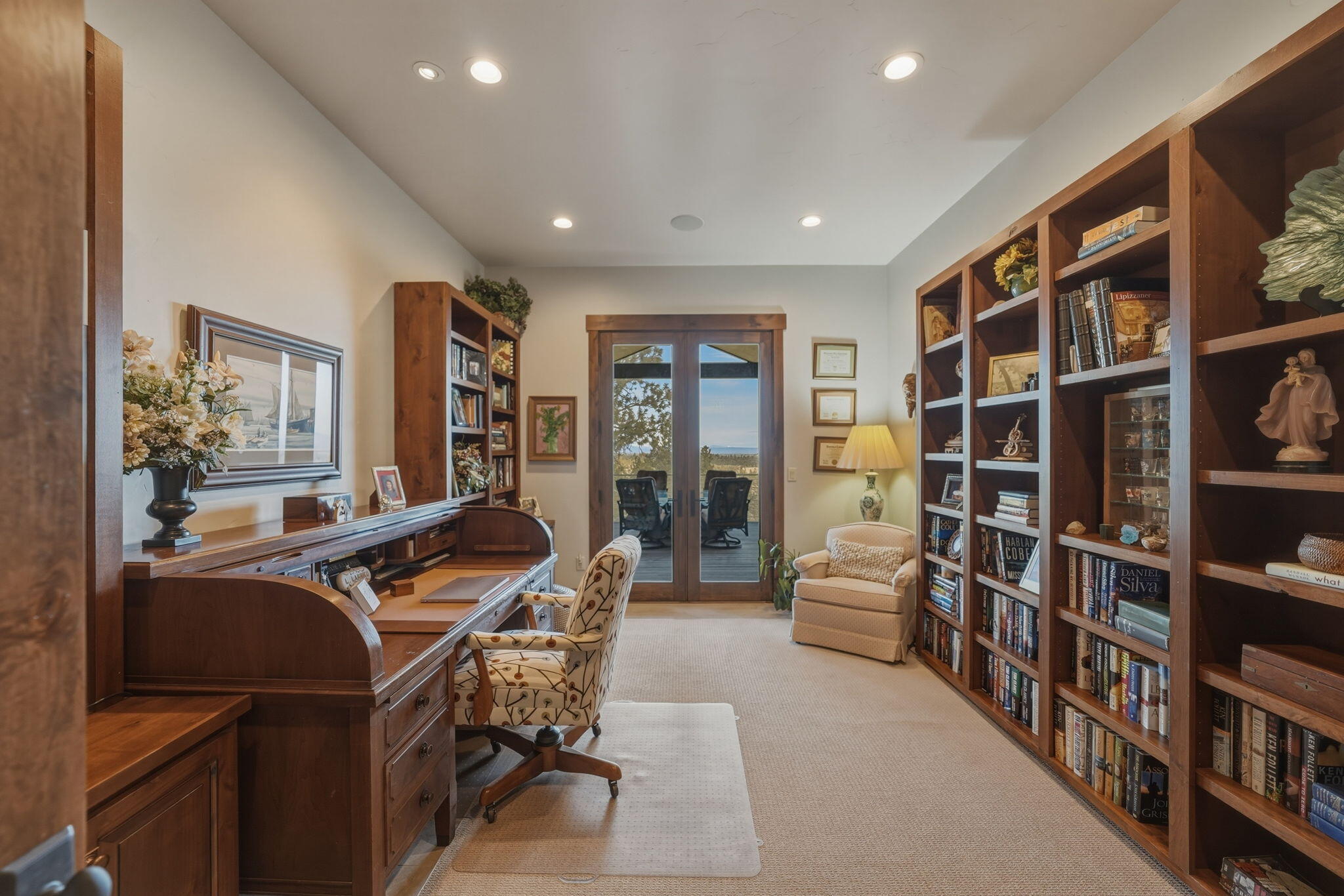 3487 NW Greenleaf Way