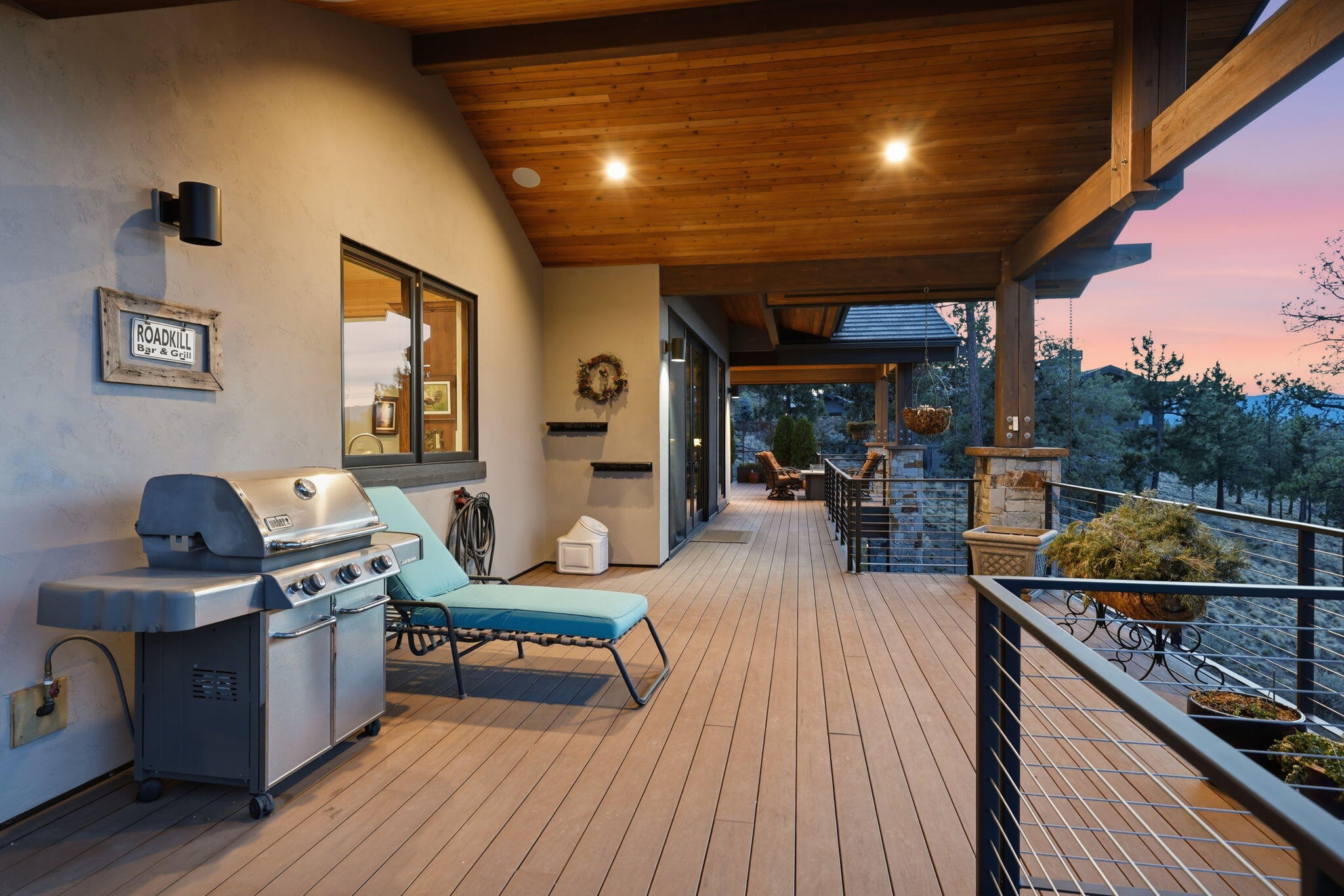 3487 NW Greenleaf Way