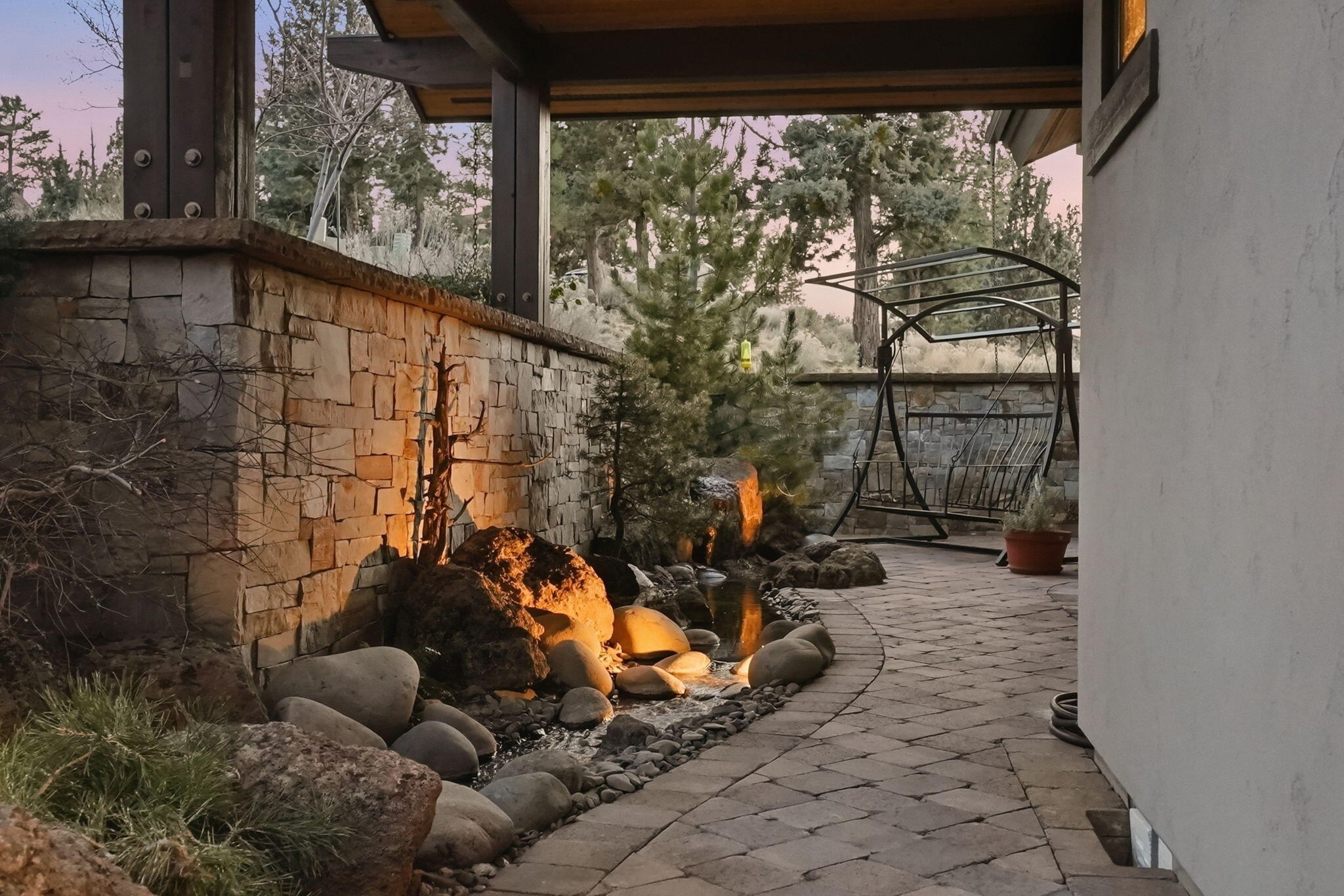 3487 NW Greenleaf Way