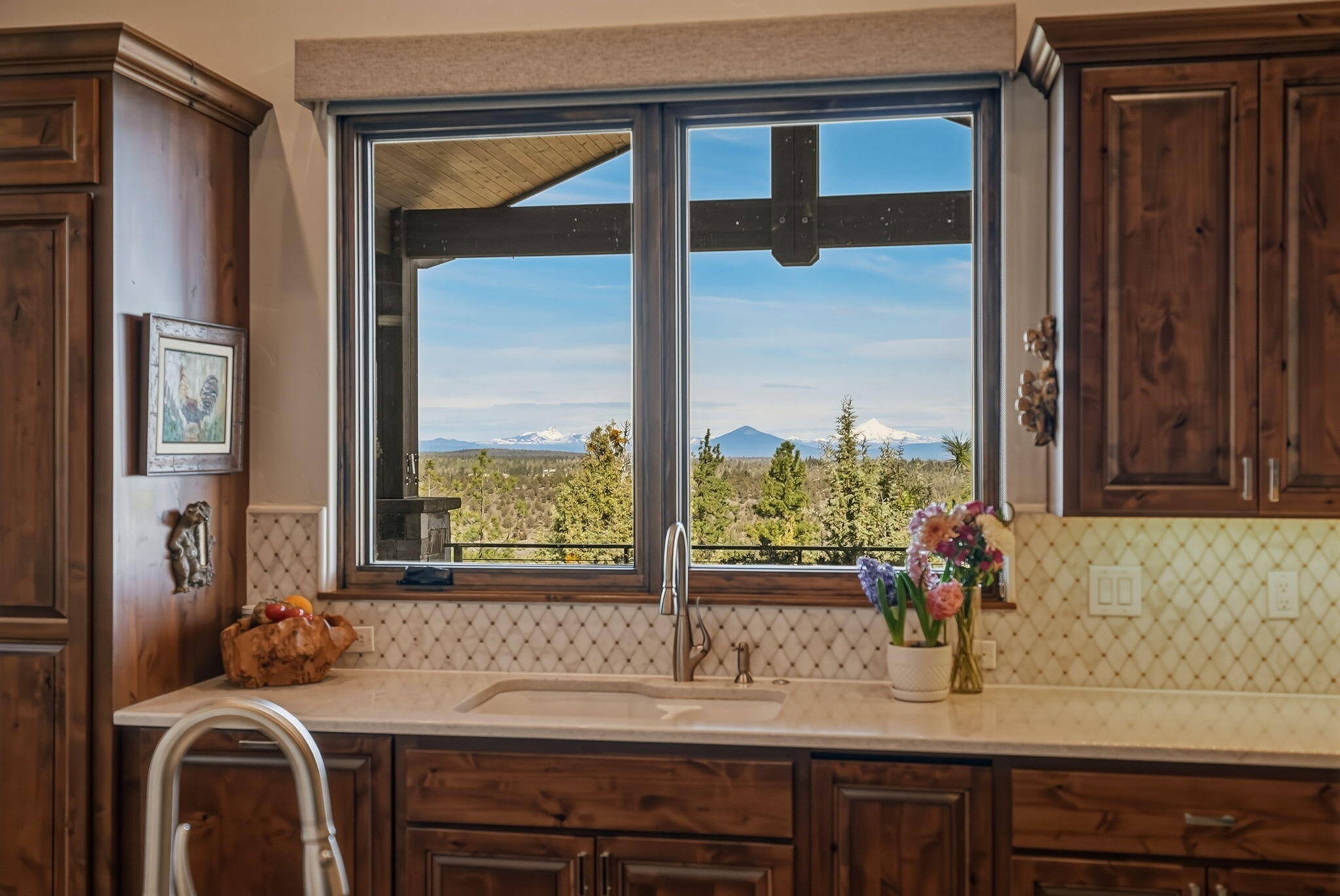 3487 NW Greenleaf Way