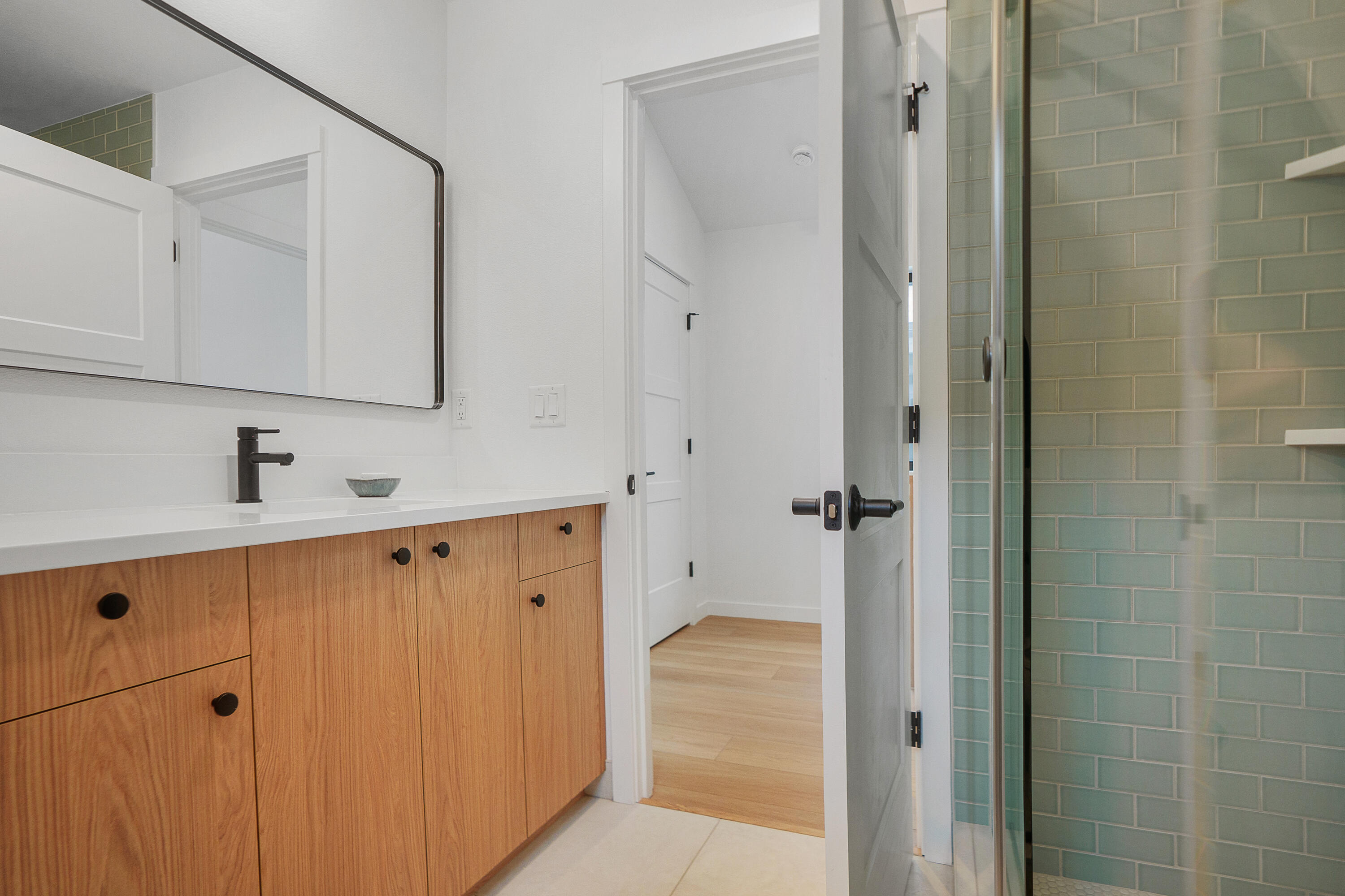 633 NE Marshall Avenue