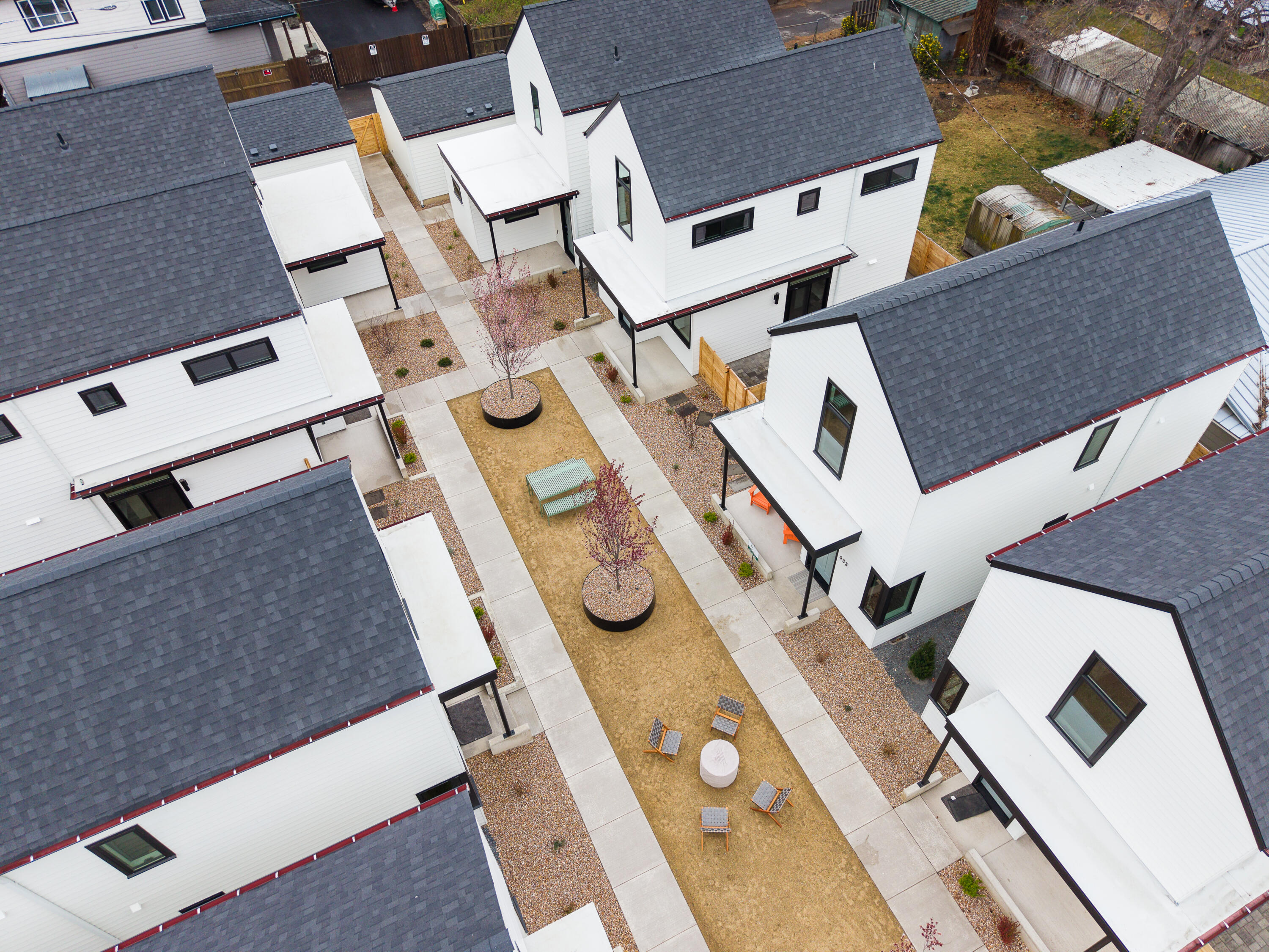 633 NE Marshall Avenue