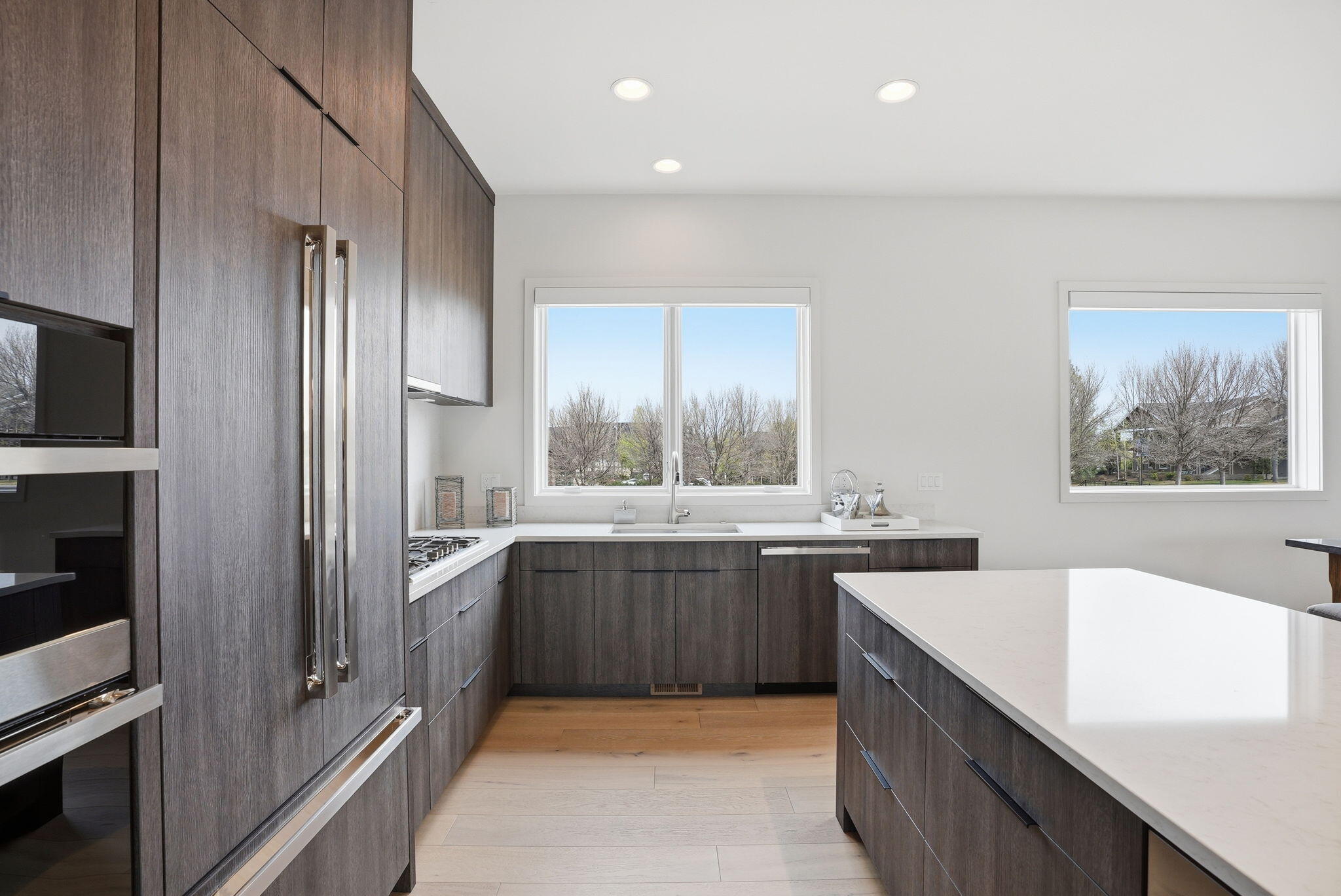 207 SW Log Court