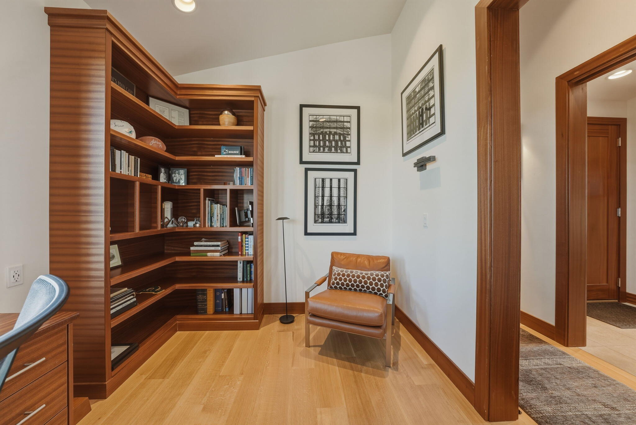 1496 NW Puccoon Court