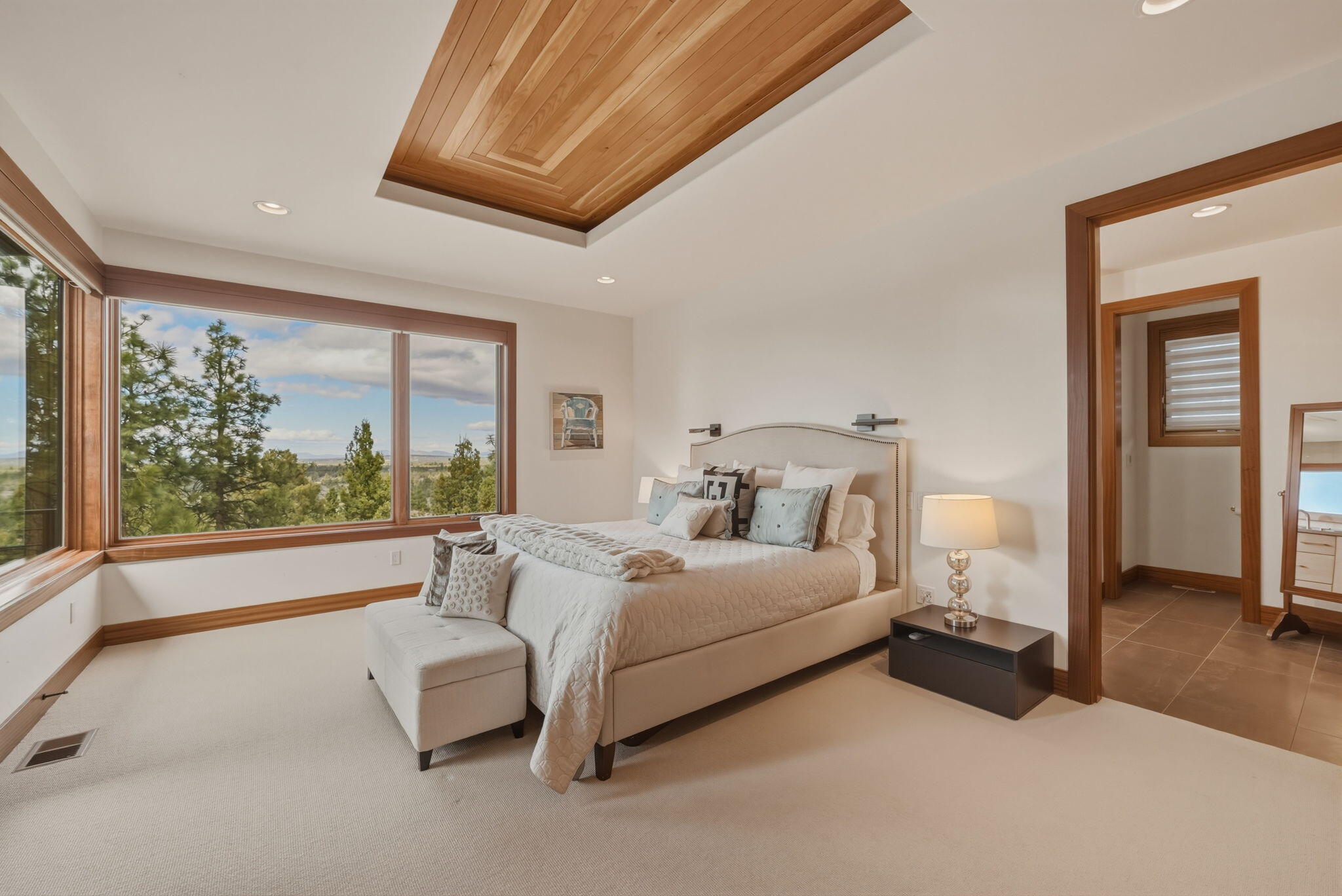 1496 NW Puccoon Court