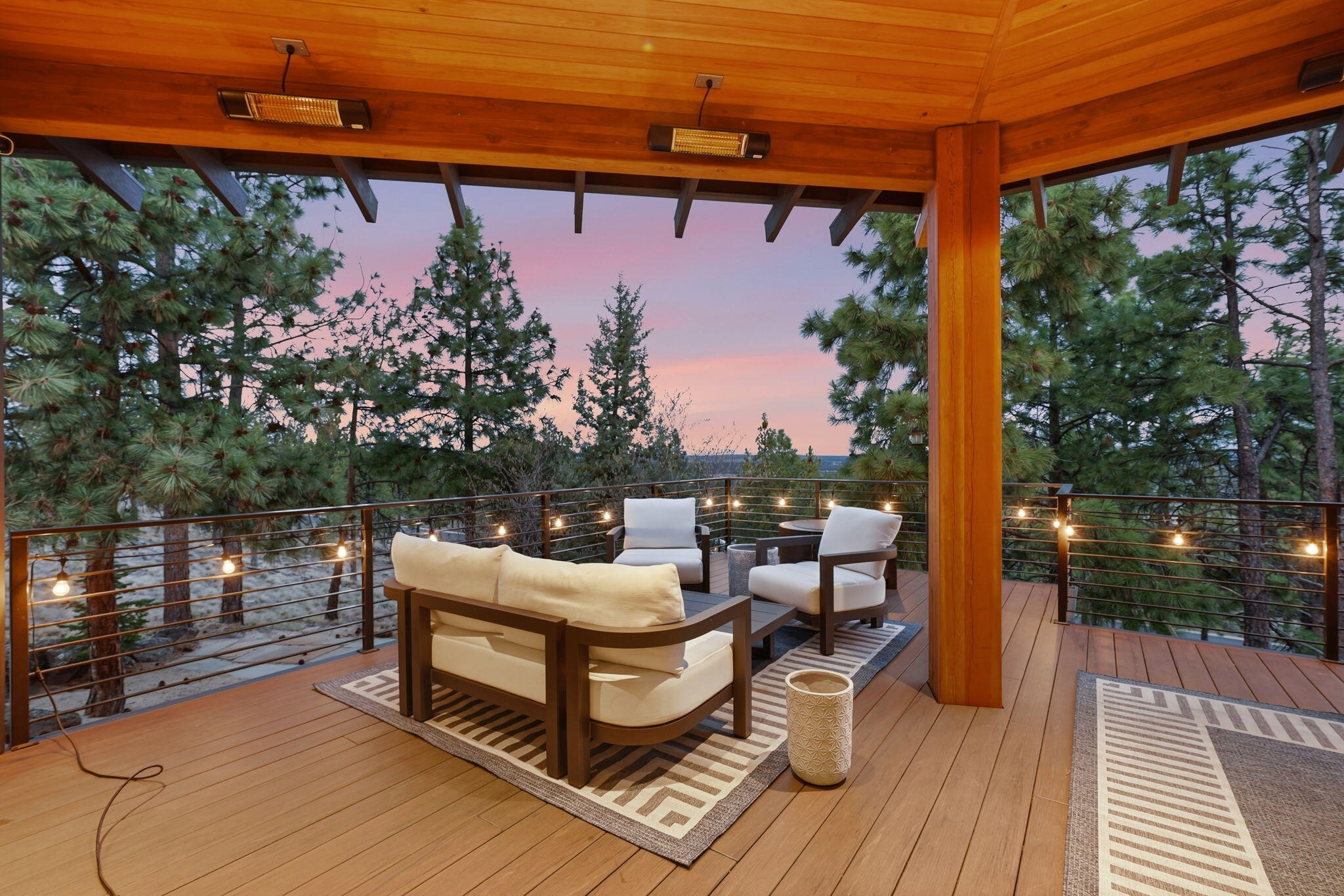 1496 NW Puccoon Court