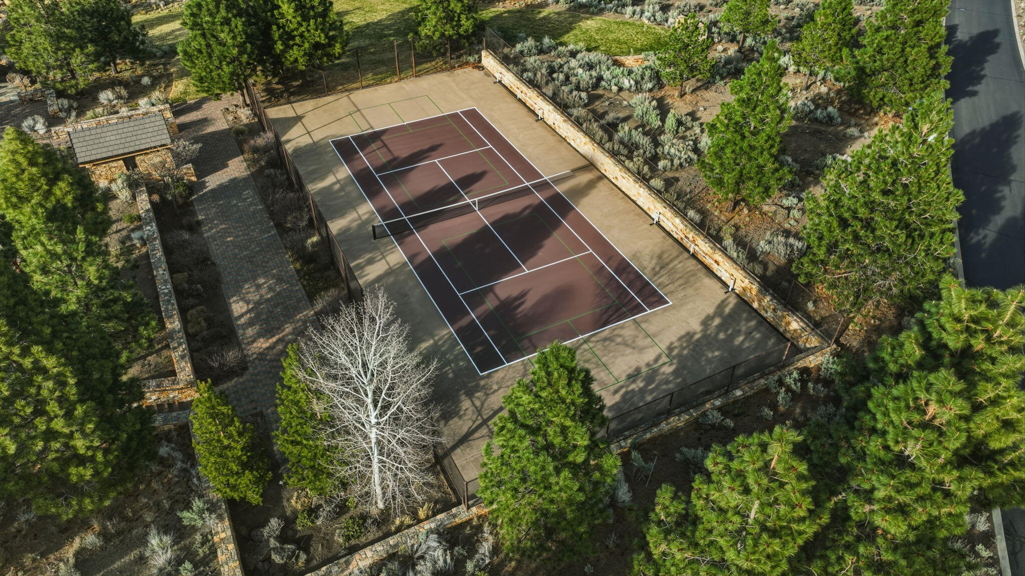 1496 NW Puccoon Court