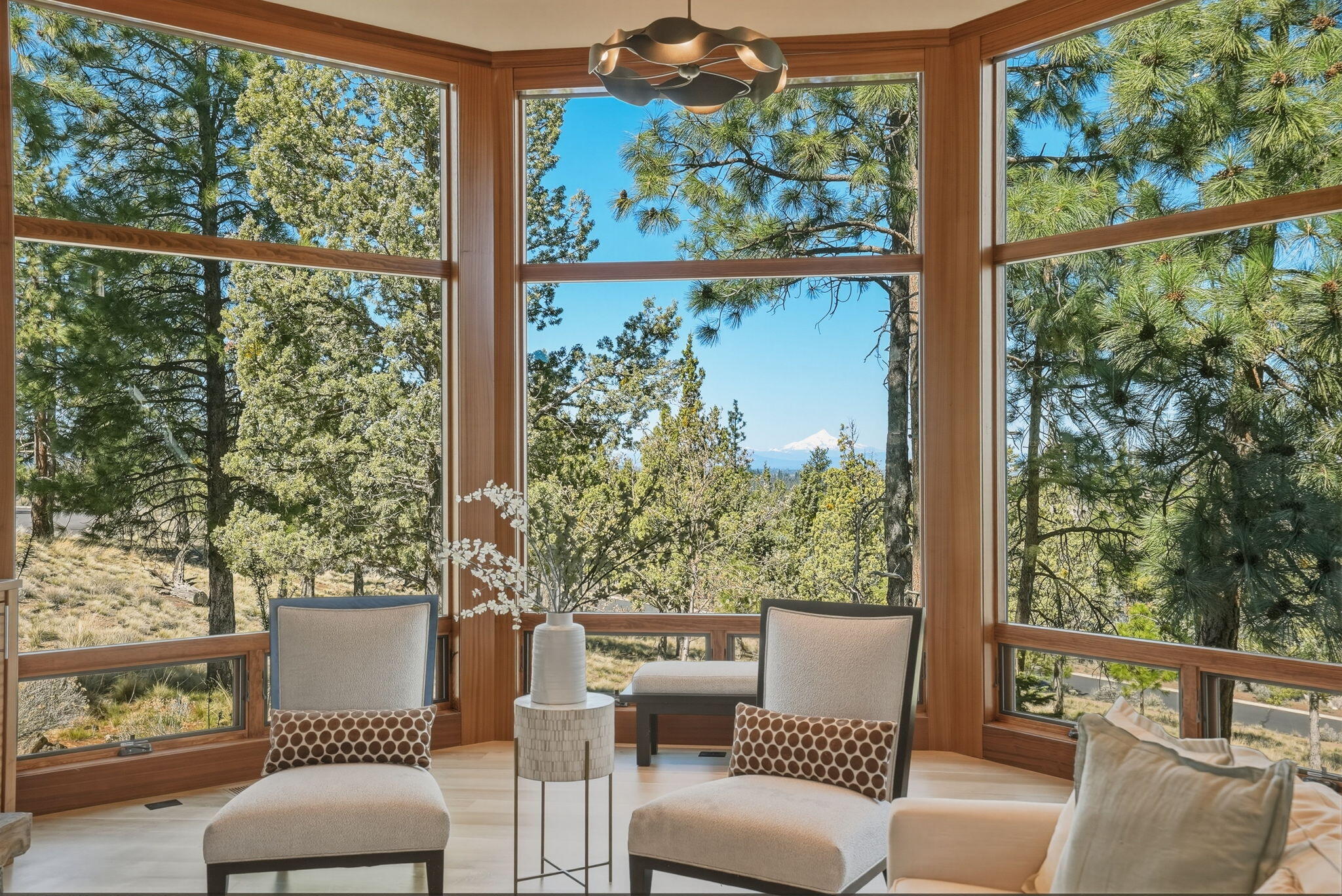 1496 NW Puccoon Court