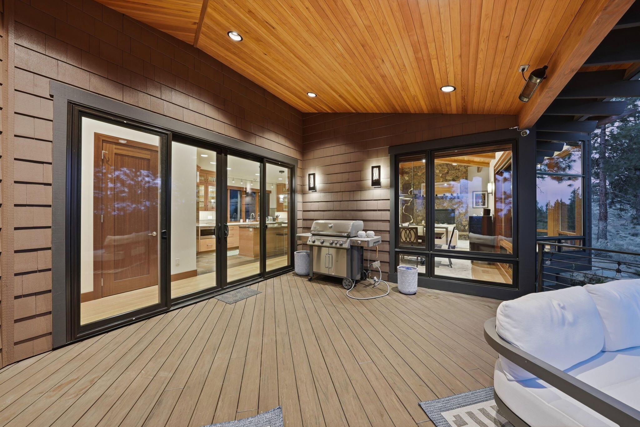 1496 NW Puccoon Court