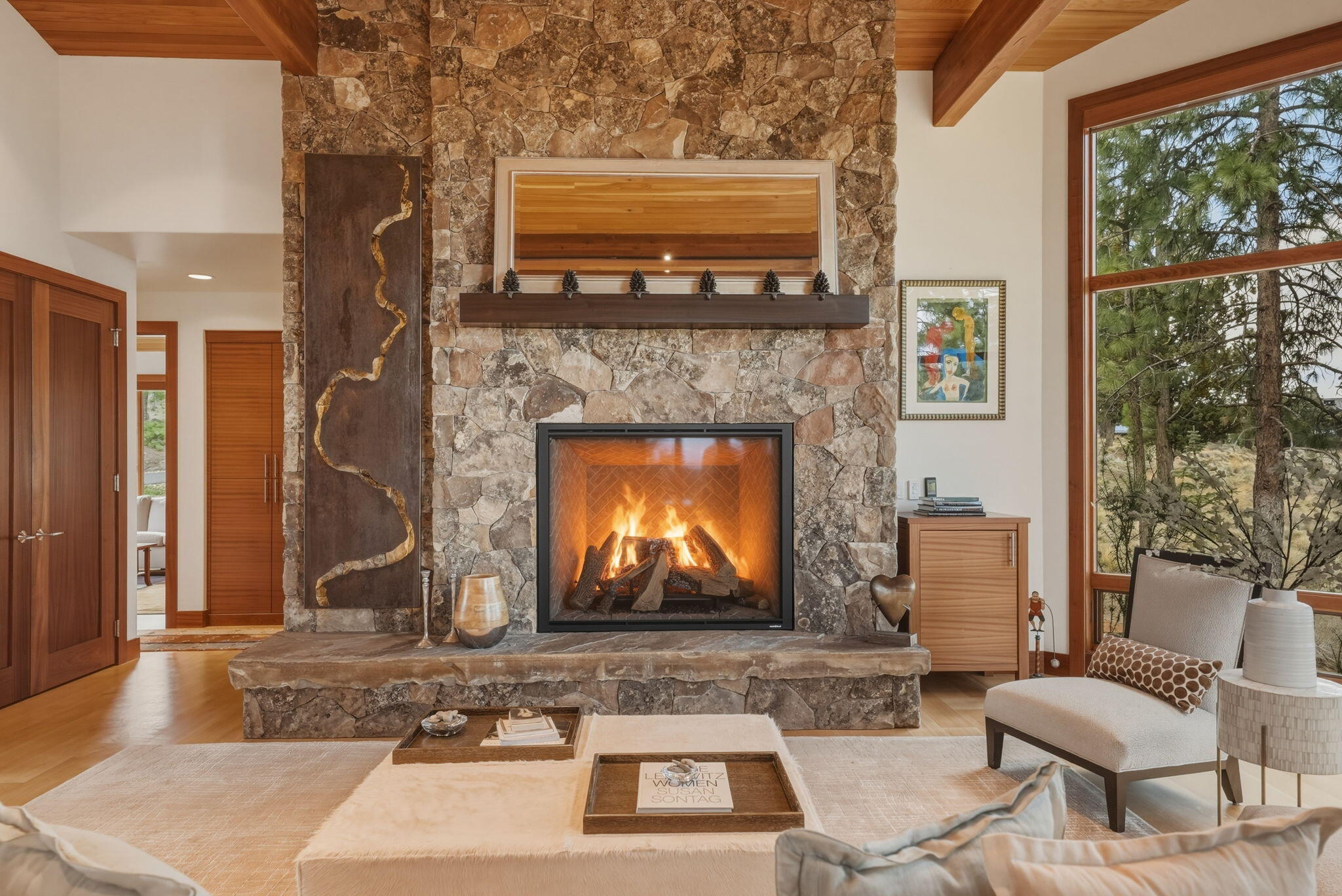 1496 NW Puccoon Court