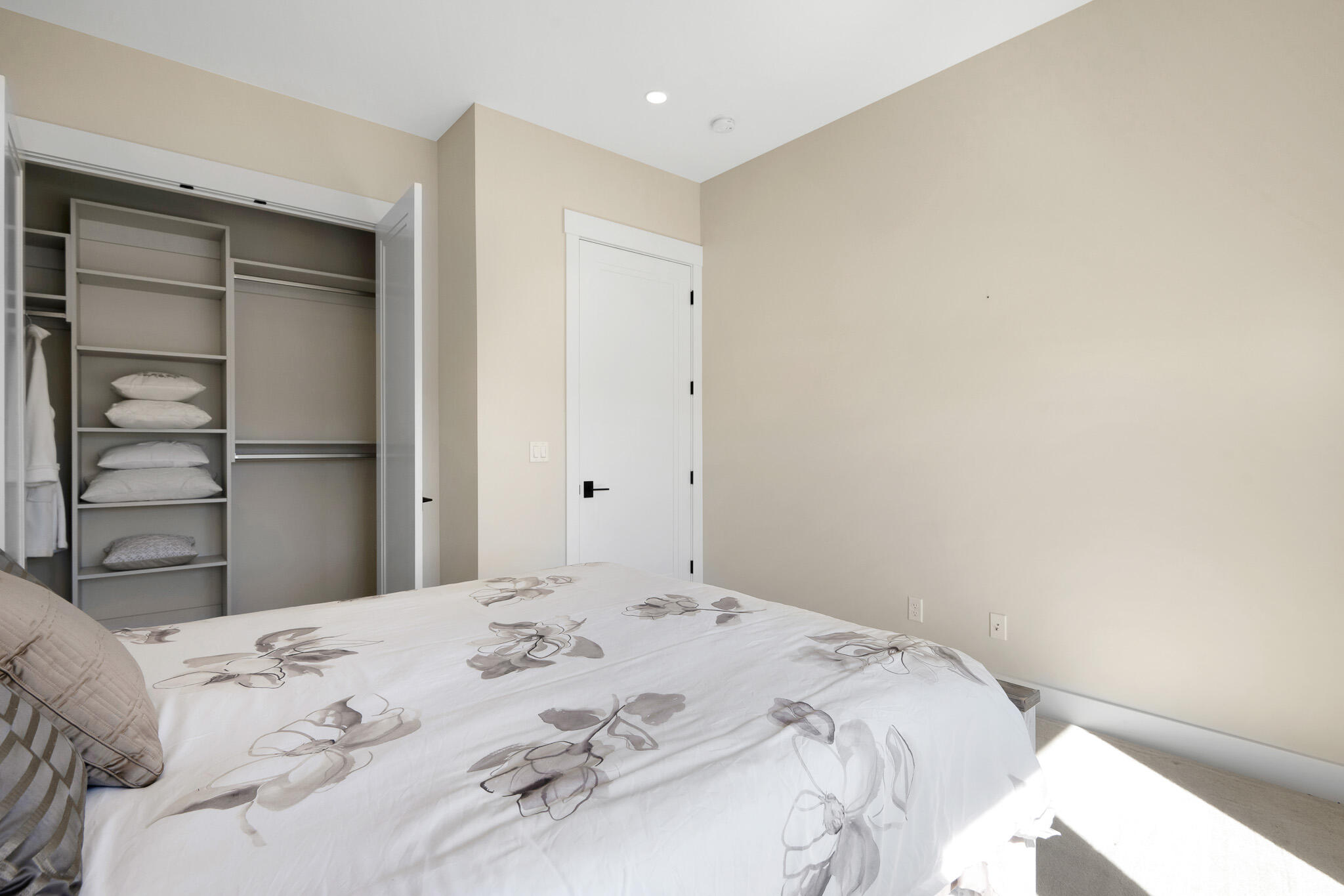 60871 River Rim Drive