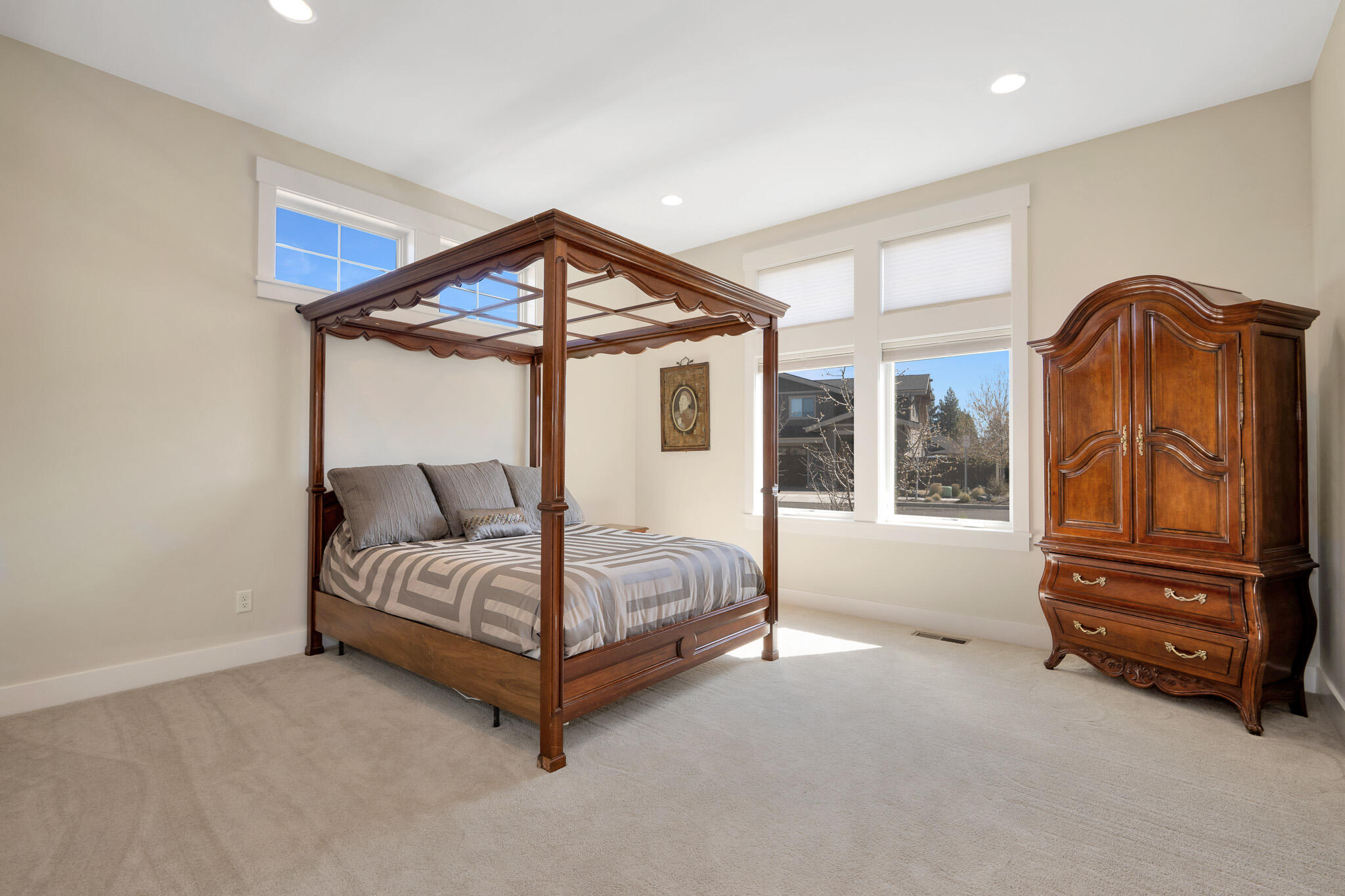 60871 River Rim Drive