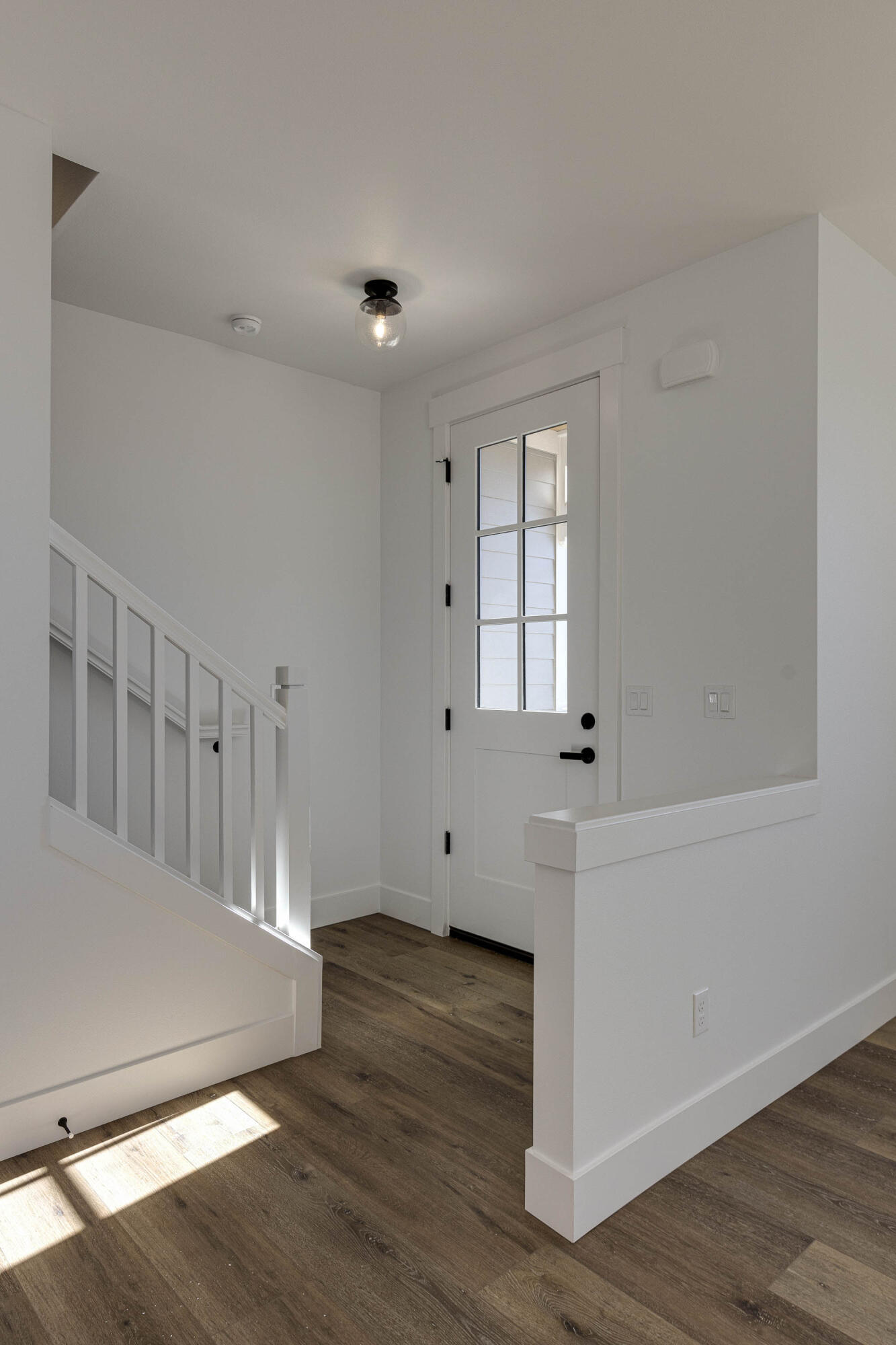 425 NE Moonwake Lane, 18