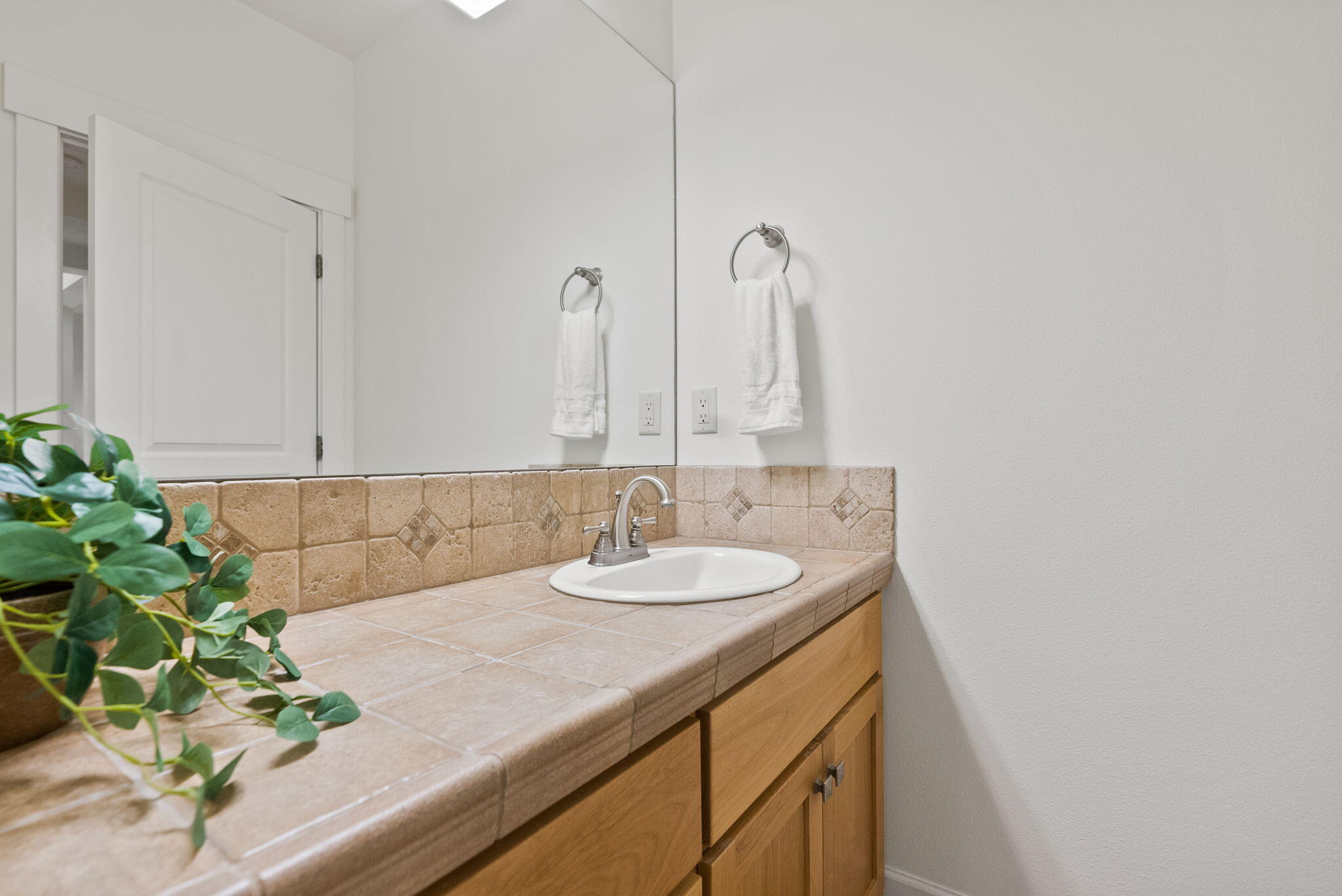 2484 NW Sacagawea Lane