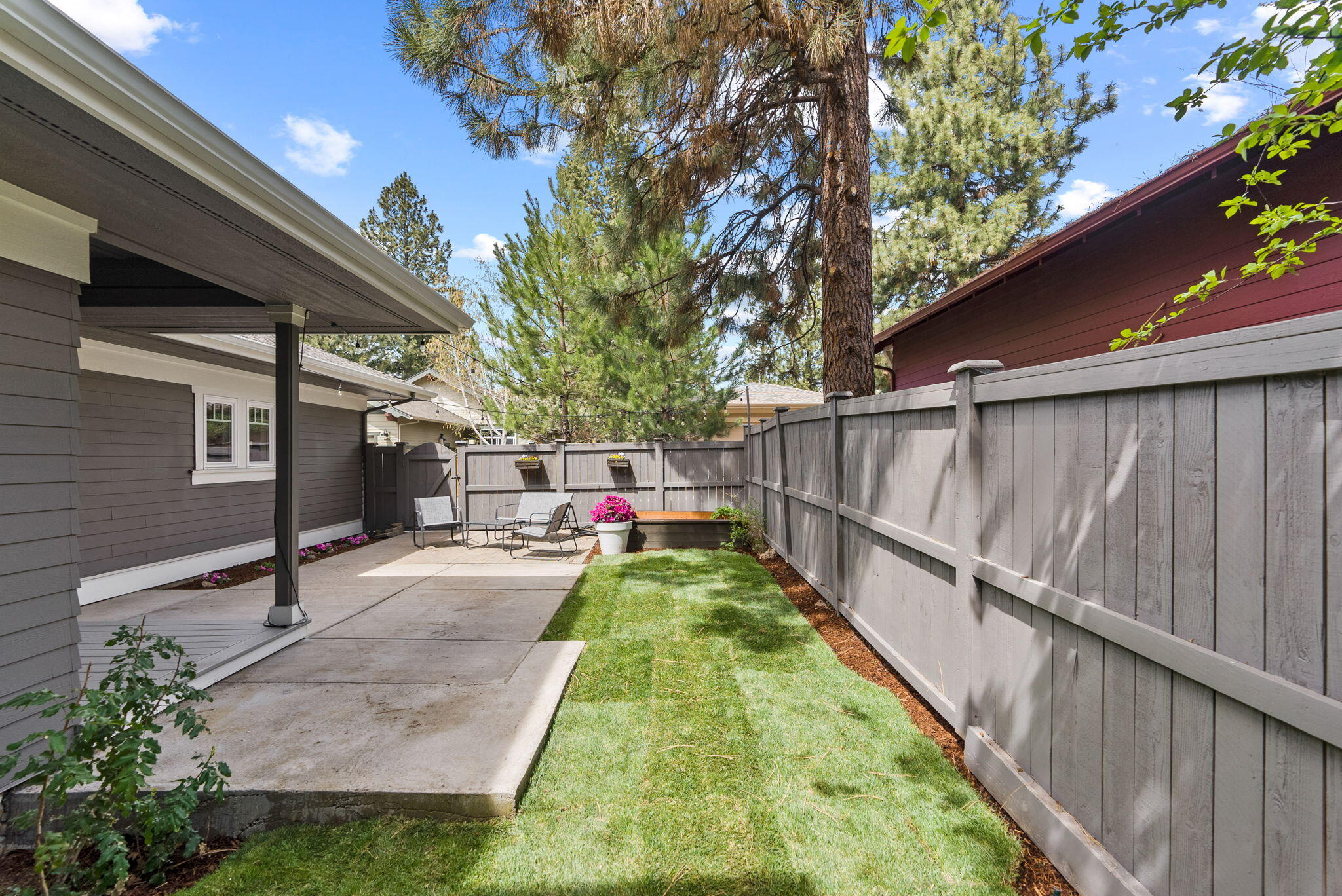 2484 NW Sacagawea Lane