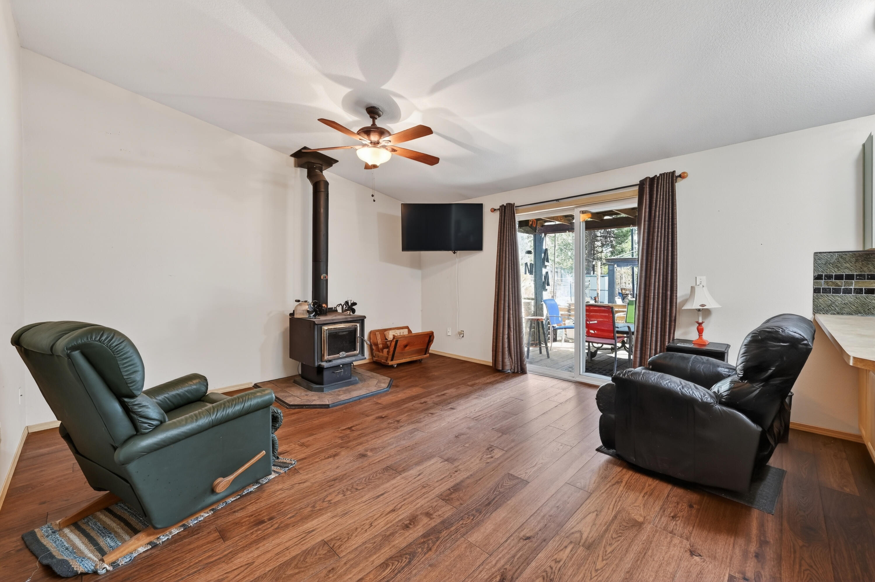 15495 Federal Road