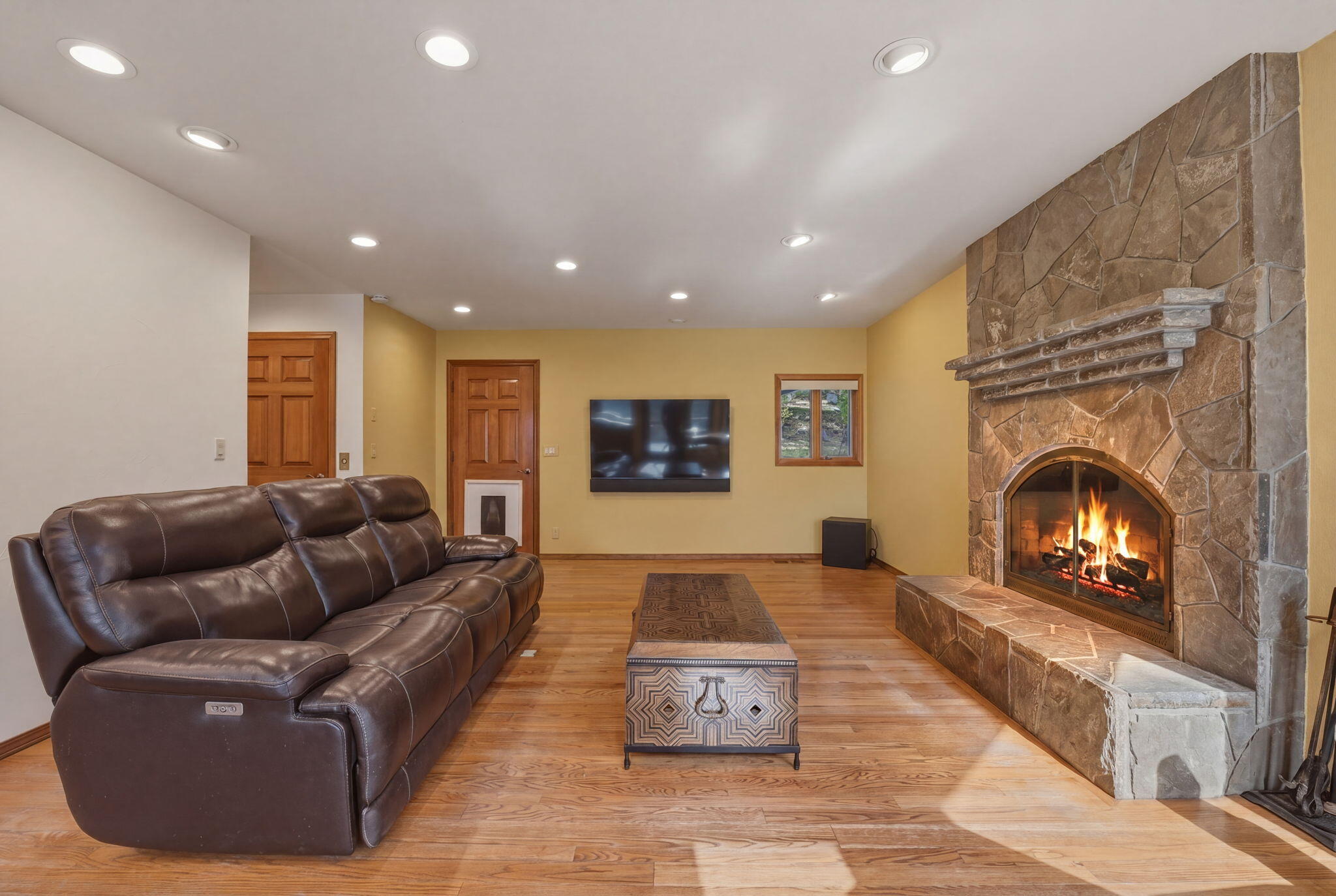 2889 NW Starview Drive