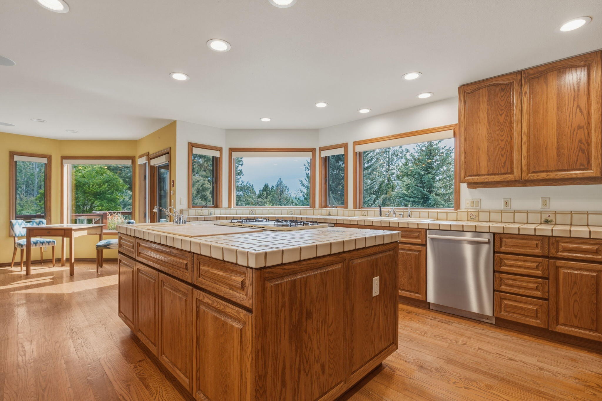 2889 NW Starview Drive