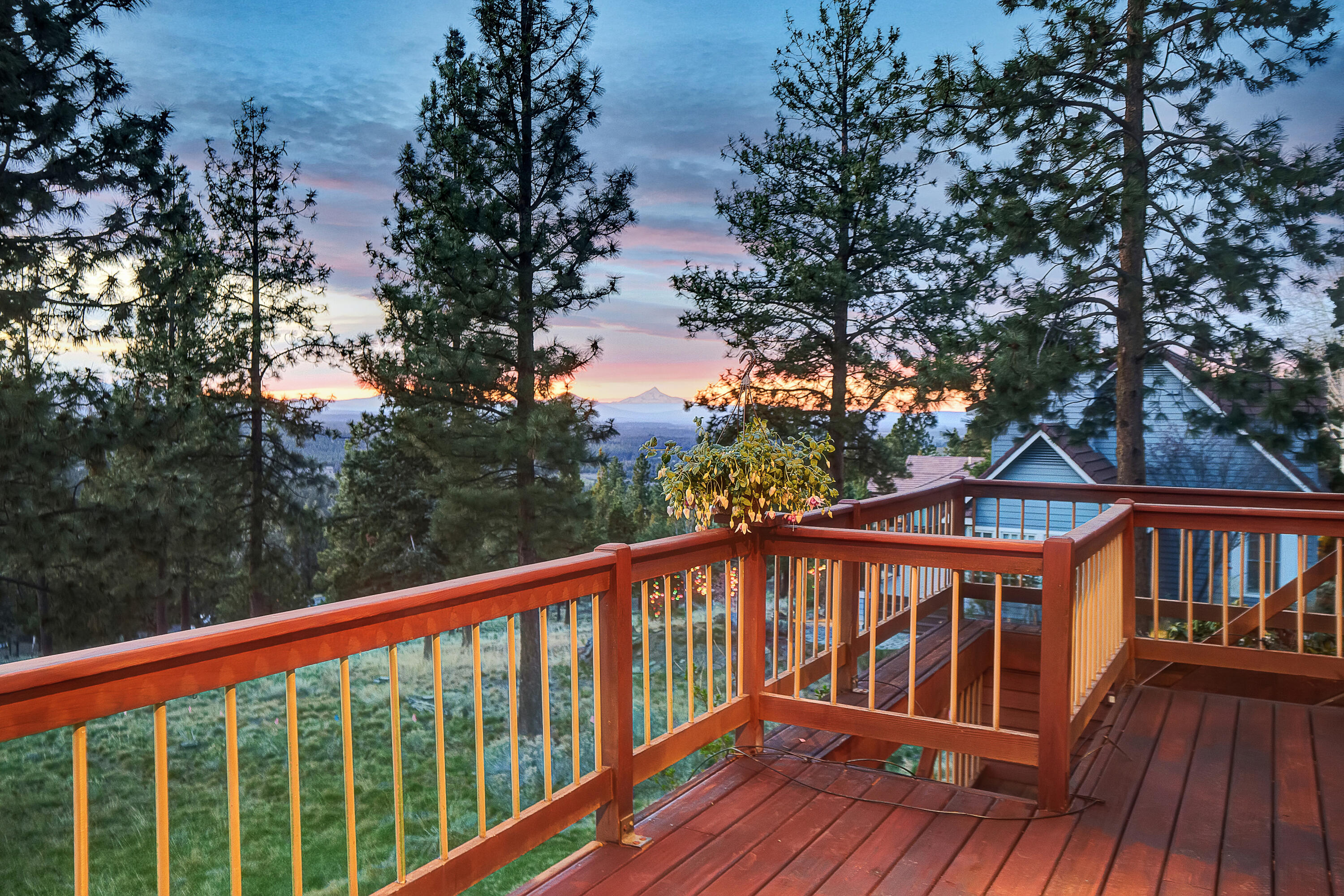 2889 NW Starview Drive