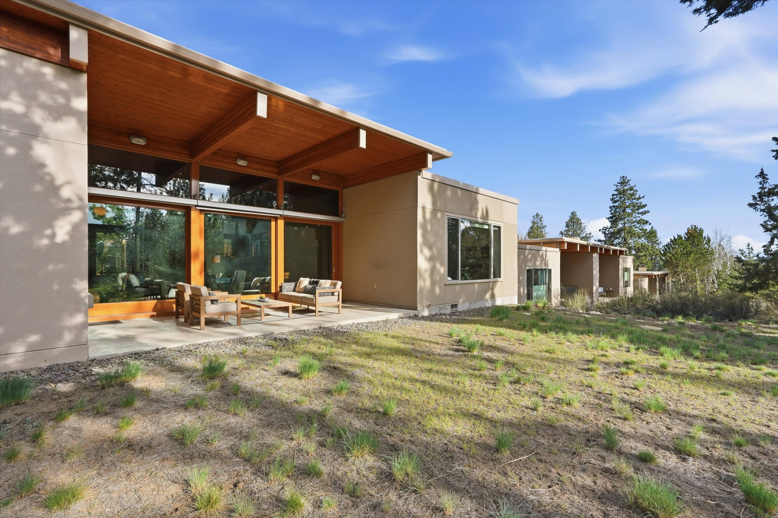 2207 NW Reserve Camp Court