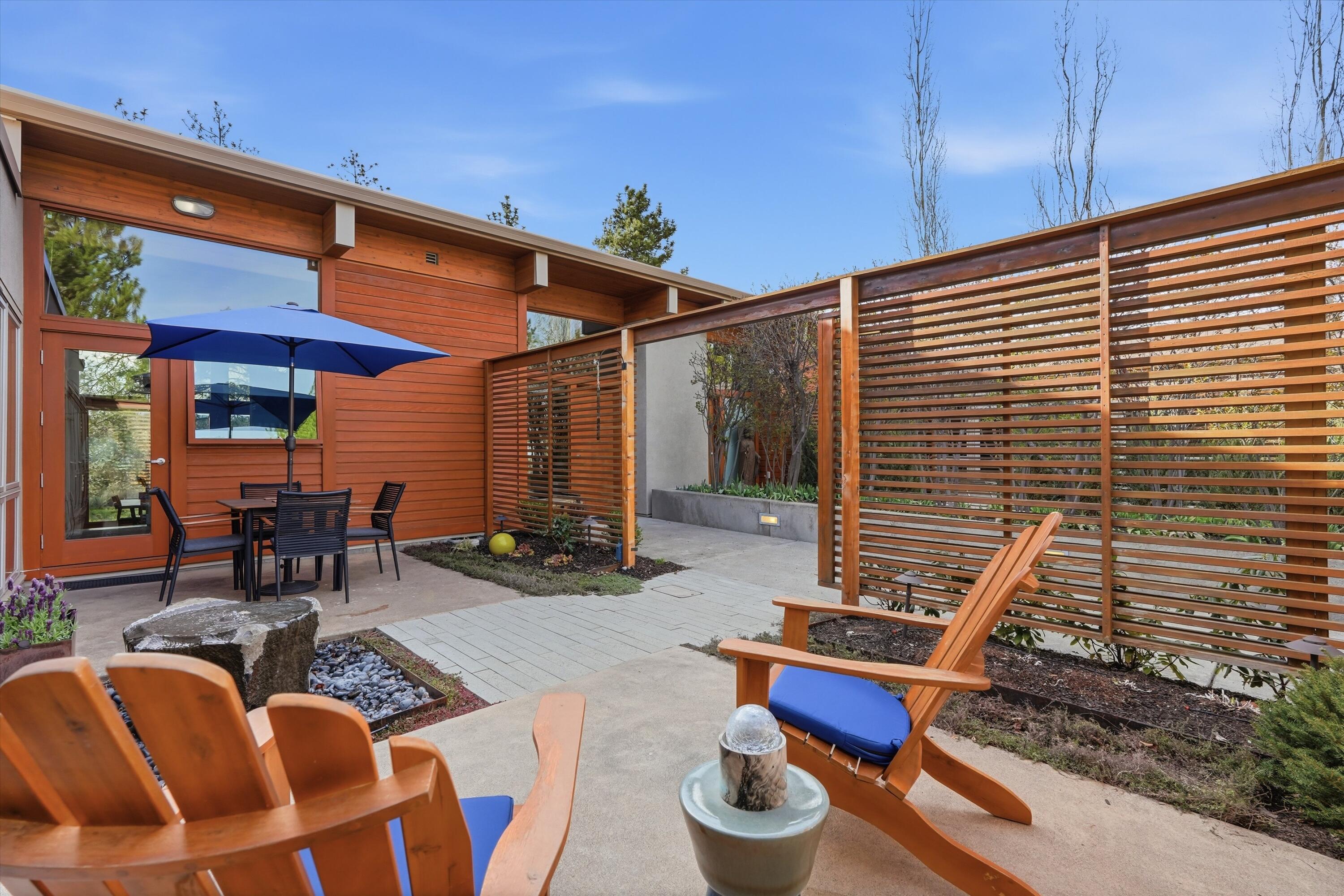 2207 NW Reserve Camp Court