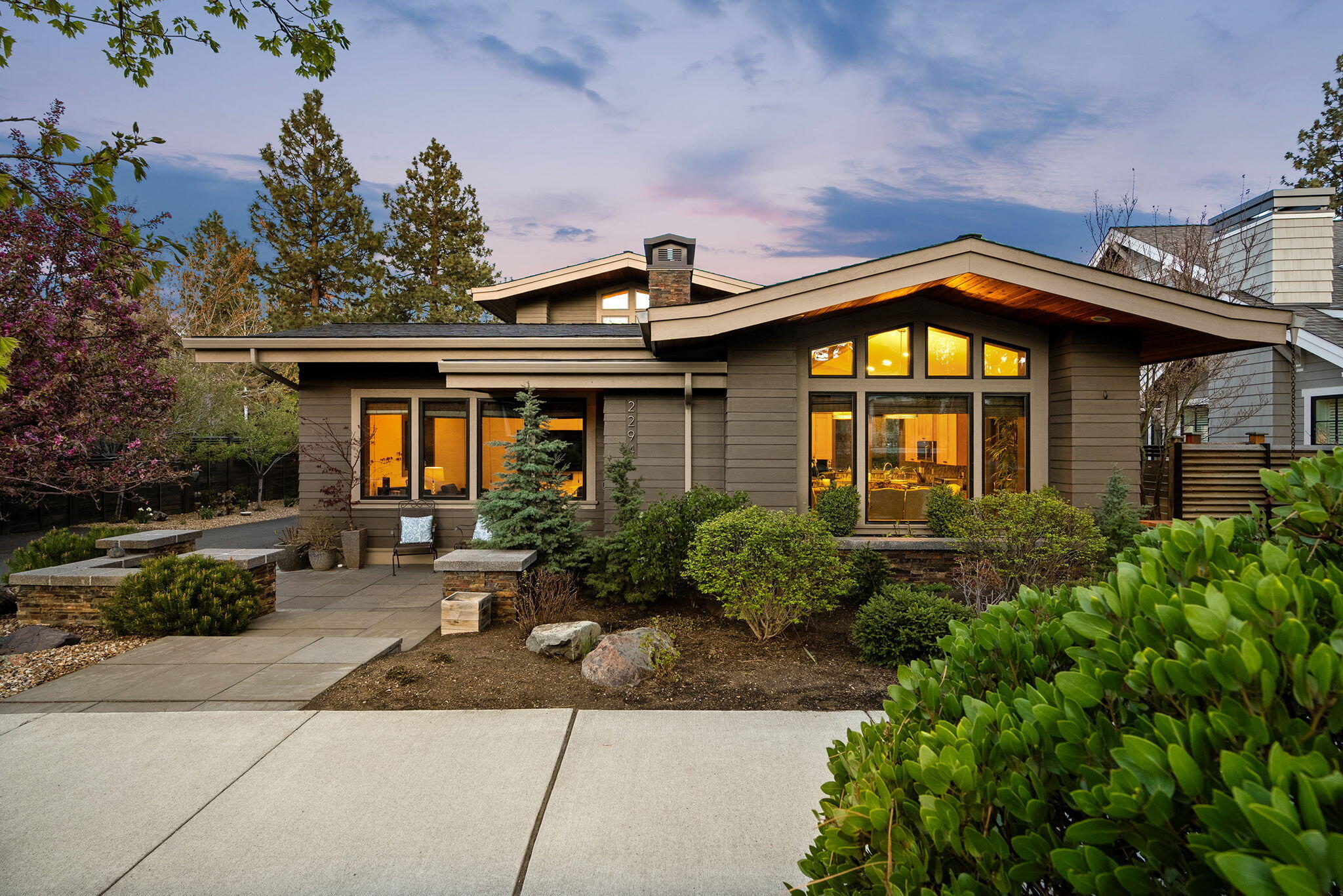 2294 NW High Lakes Loop