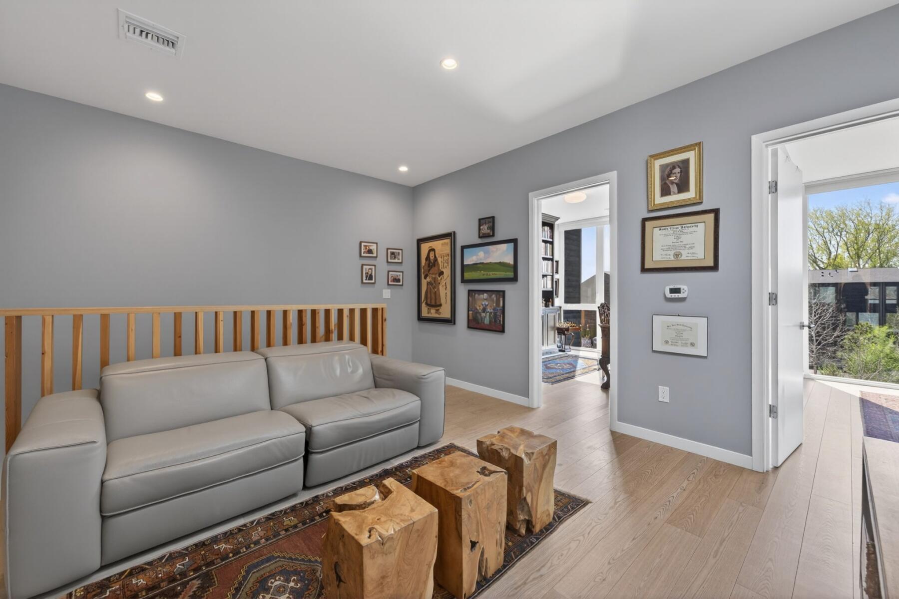 55 SW Wall Street, UNIT 3 & 3A