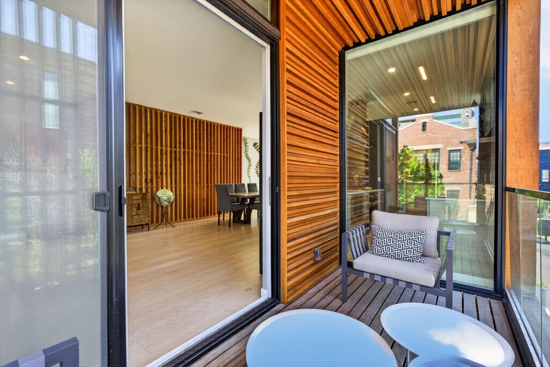 55 SW Wall Street, UNIT 3 & 3A